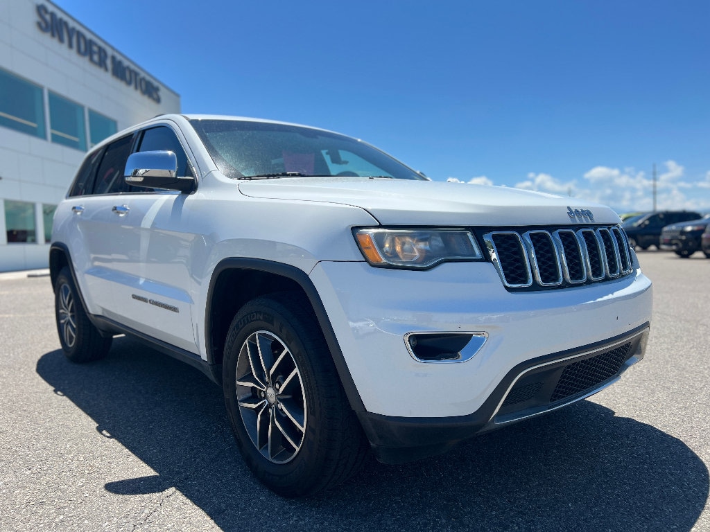Used 2018 Jeep Grand Cherokee Limited 4x4 SUV