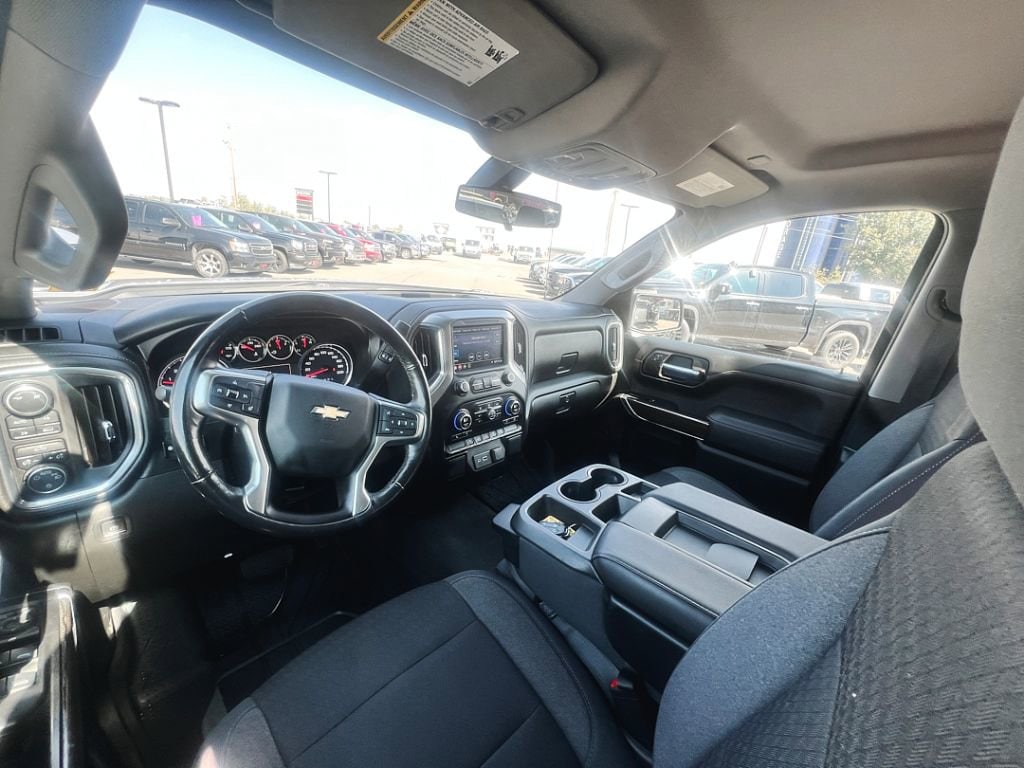 2019 Chevrolet Silverado 1500 LT - Photo 11