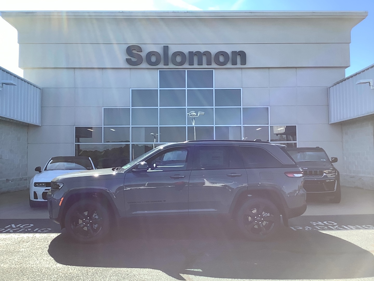 New 2027 Jeep Grand Cherokee LIMITED 4X4 Sport Utility