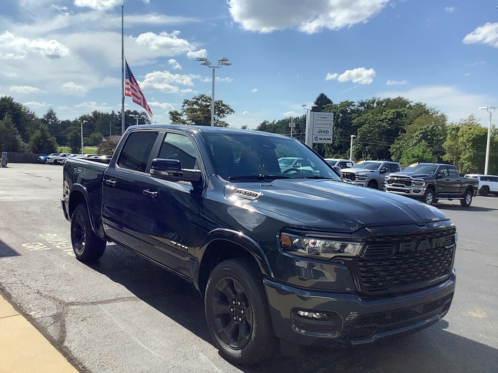 New 2027 Ram 1500 BIG HORN CREW CAB 4X4 5'7 BOX Pickup