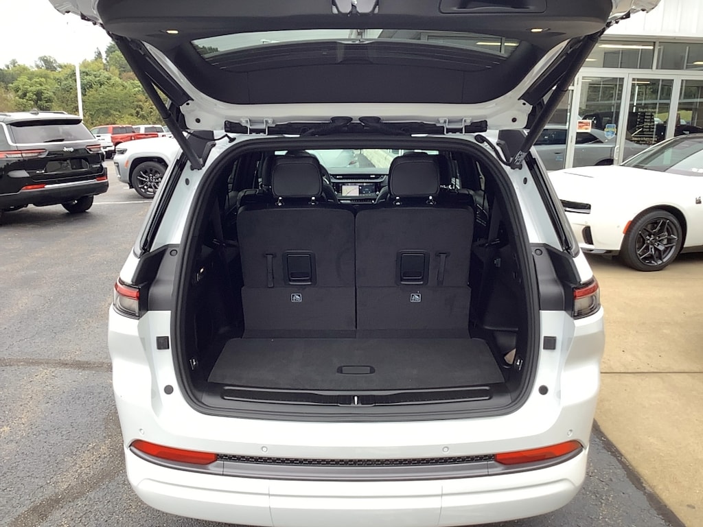 New 2027 Jeep Grand Cherokee L LIMITED RESERVE 4X4 Sport Utility