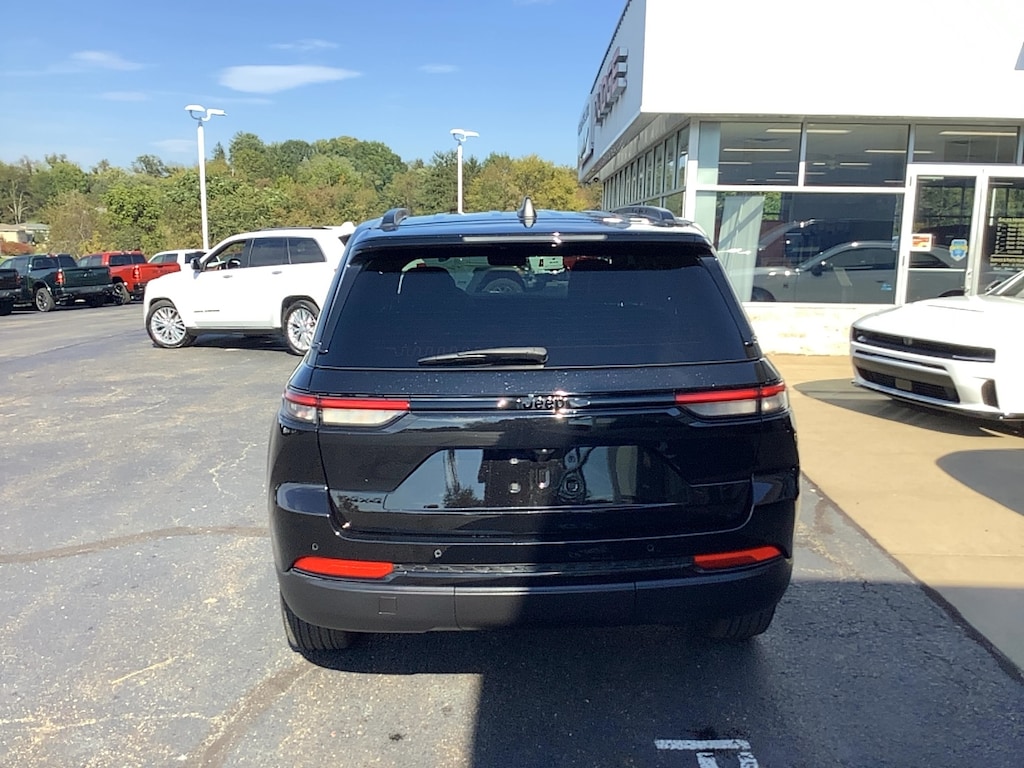 Certified 2025 Jeep Grand Cherokee Altitude Altitude 4x4