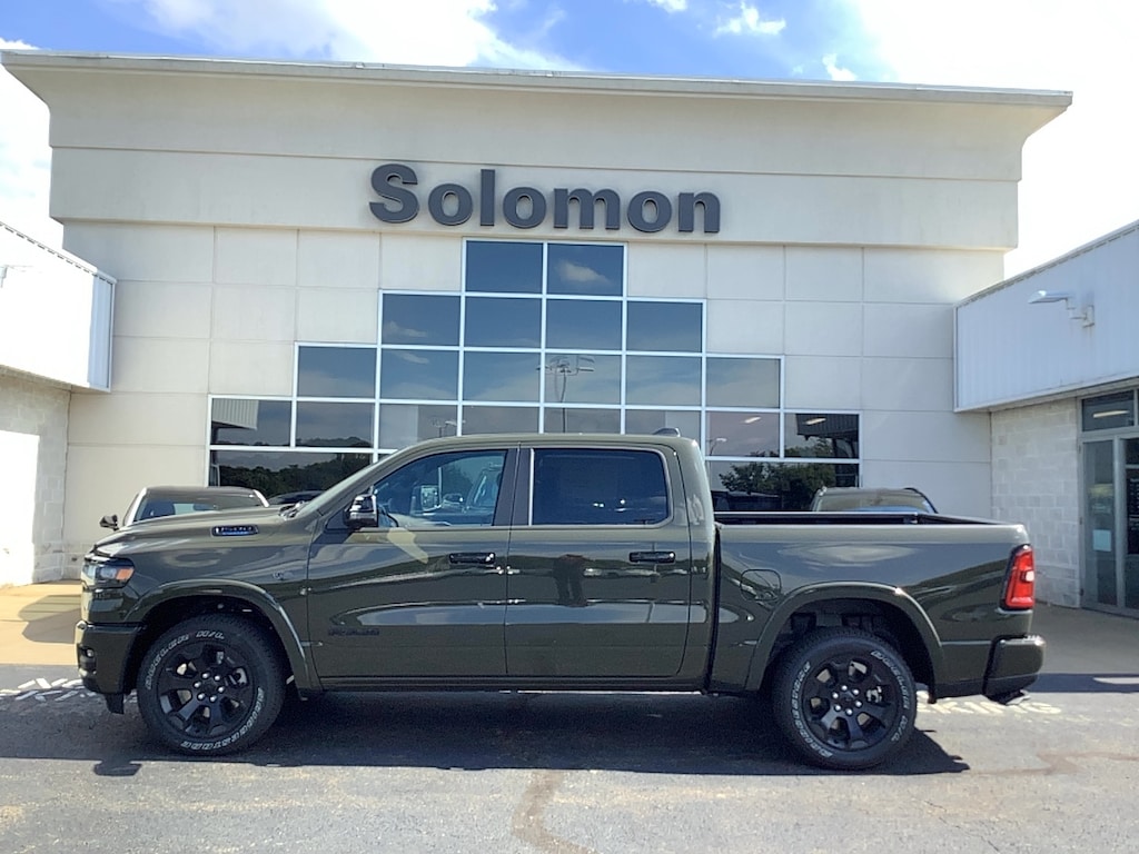 New 2027 Ram 1500 BIG HORN CREW CAB 4X4 5'7 BOX Pickup