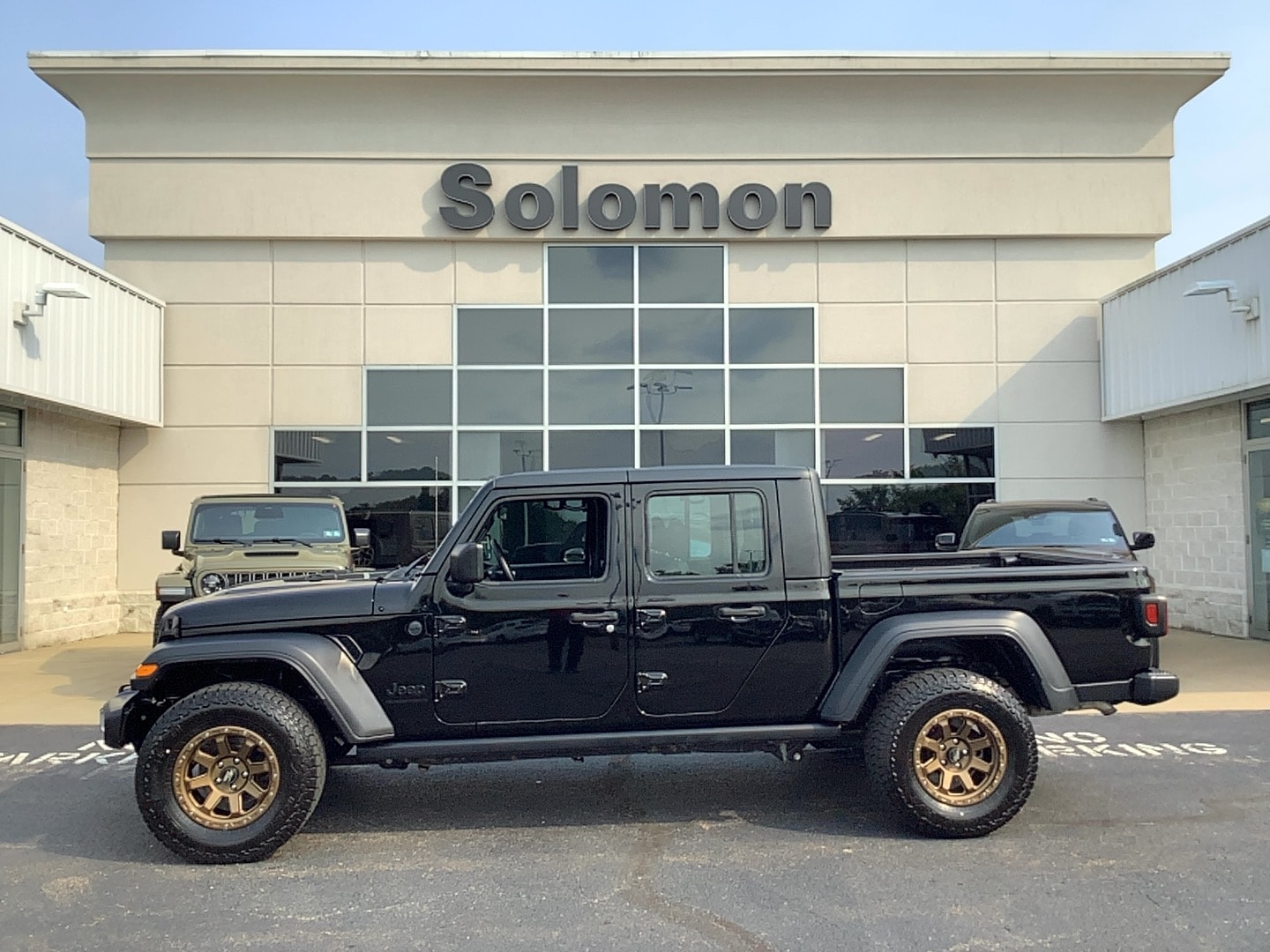 2023 Jeep Gladiator