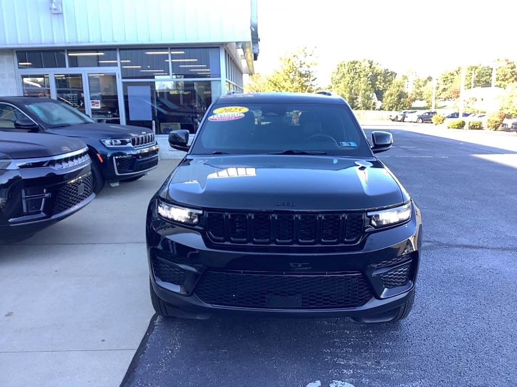 Certified 2025 Jeep Grand Cherokee Altitude Altitude 4x4