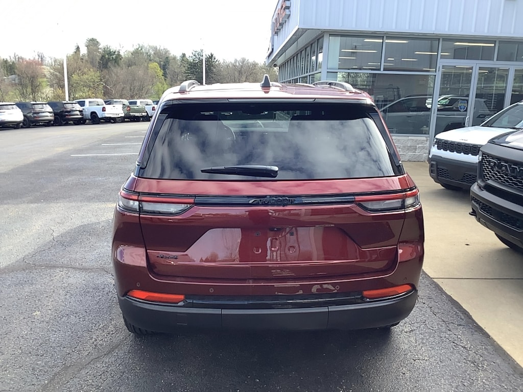 Certified 2024 Jeep Grand Cherokee Altitude Altitude 4x4