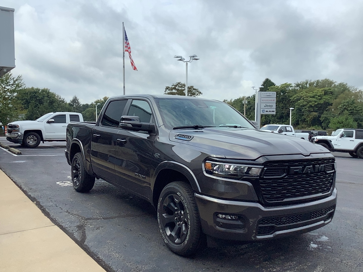 New 2027 Ram 1500 BIG HORN CREW CAB 4X4 5'7 BOX Pickup