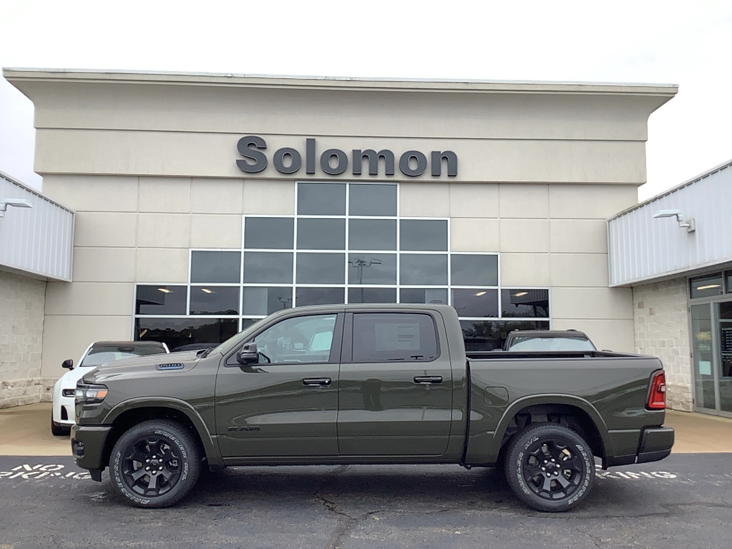 New 2027 Ram 1500 BIG HORN CREW CAB 4X4 5'7 BOX Pickup