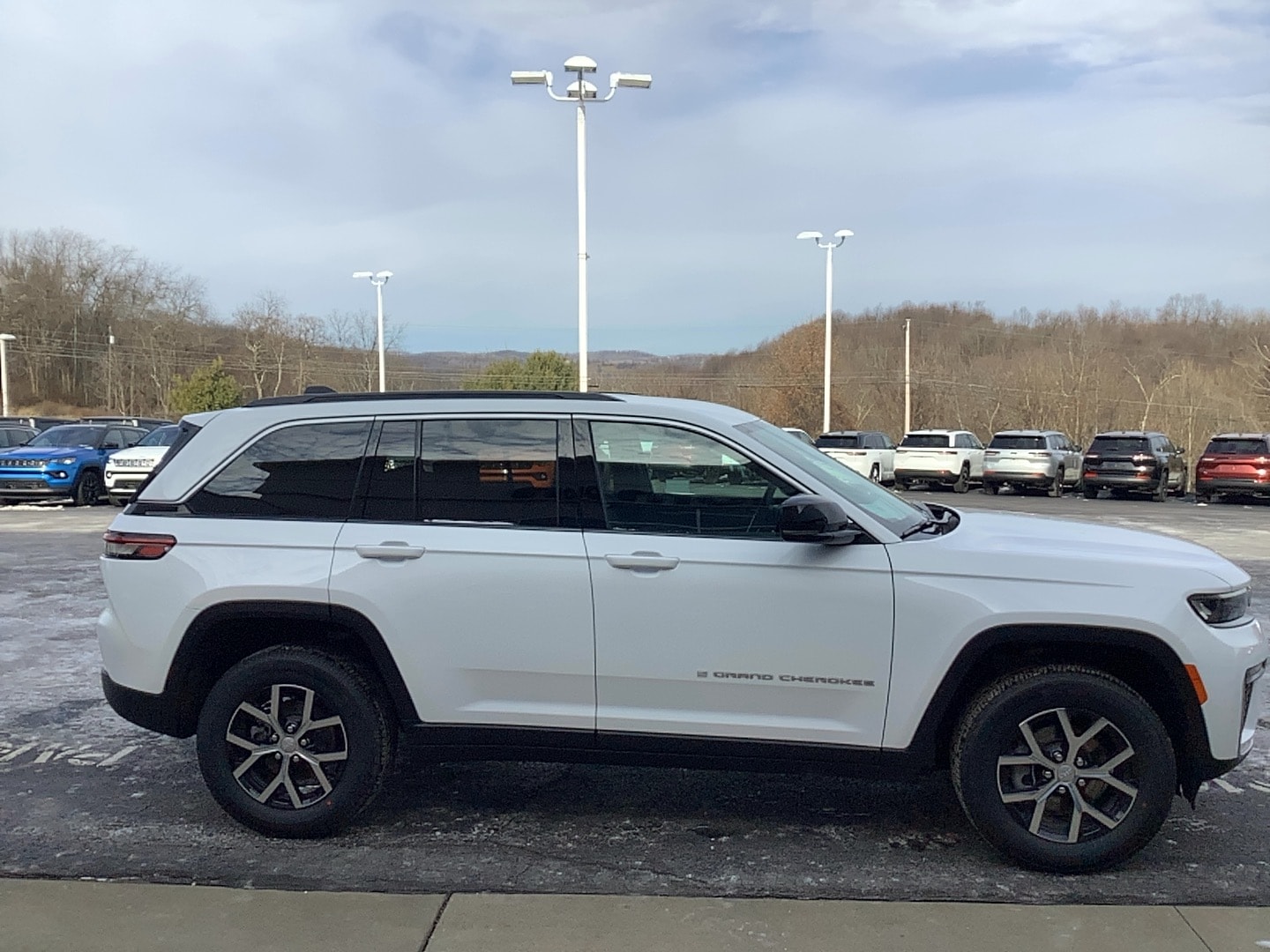 2026 Jeep Grand Cherokee Limited - Photo 4