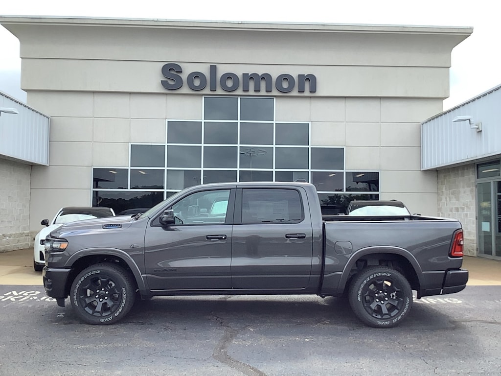 New 2027 Ram 1500 BIG HORN CREW CAB 4X4 5'7 BOX Pickup