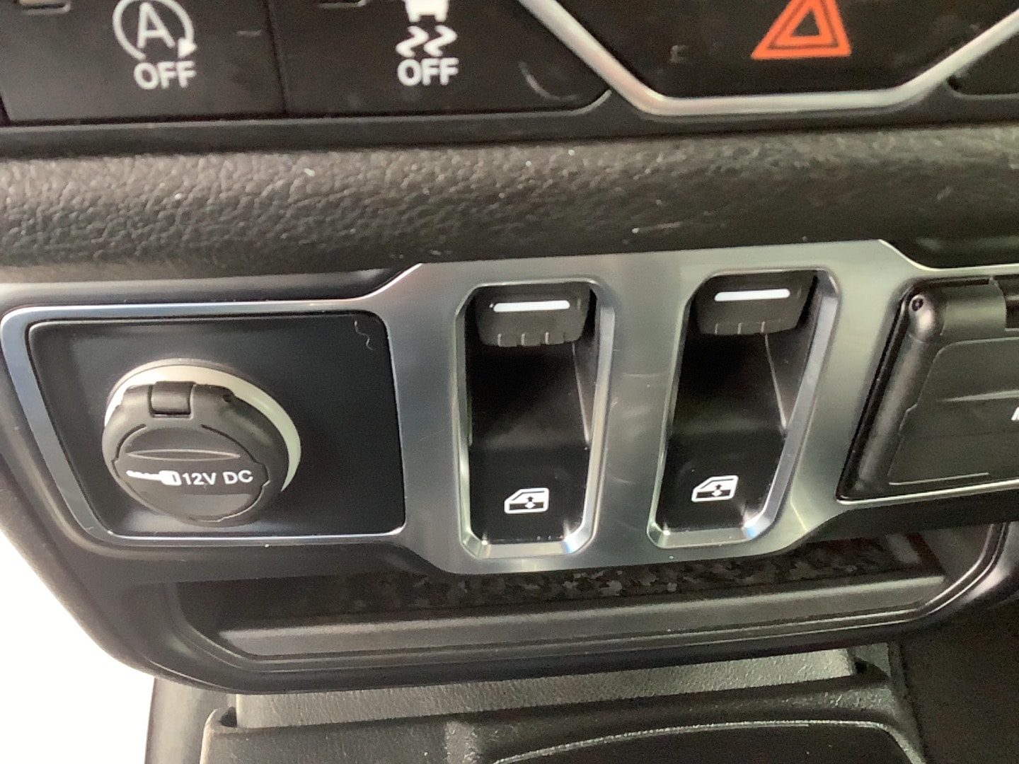 2024 Jeep Wrangler 2-Door Sport S - Photo 15