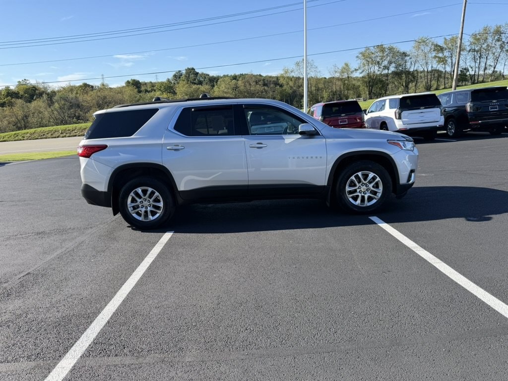 2021 Chevrolet Traverse 1LT - Photo 7