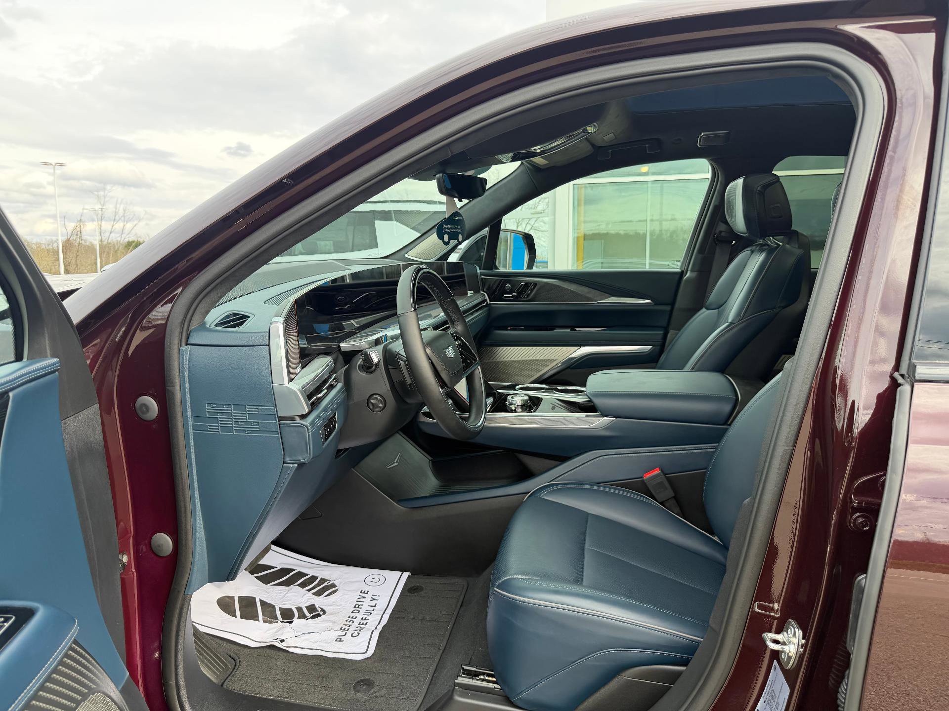 2025 Cadillac Escalade IQ Luxury 2 - Photo 18