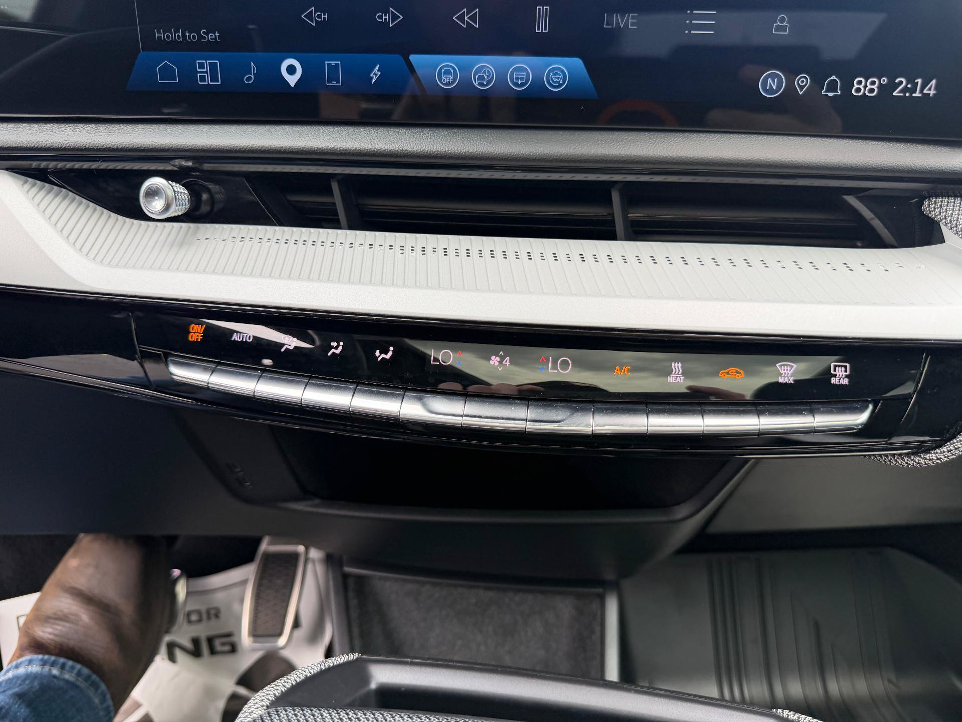 2025 Cadillac OPTIQ Sport 2 - Photo 26