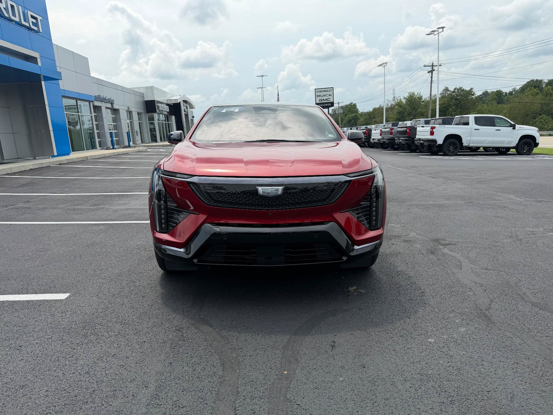 2025 Cadillac OPTIQ Sport 2 - Photo 9