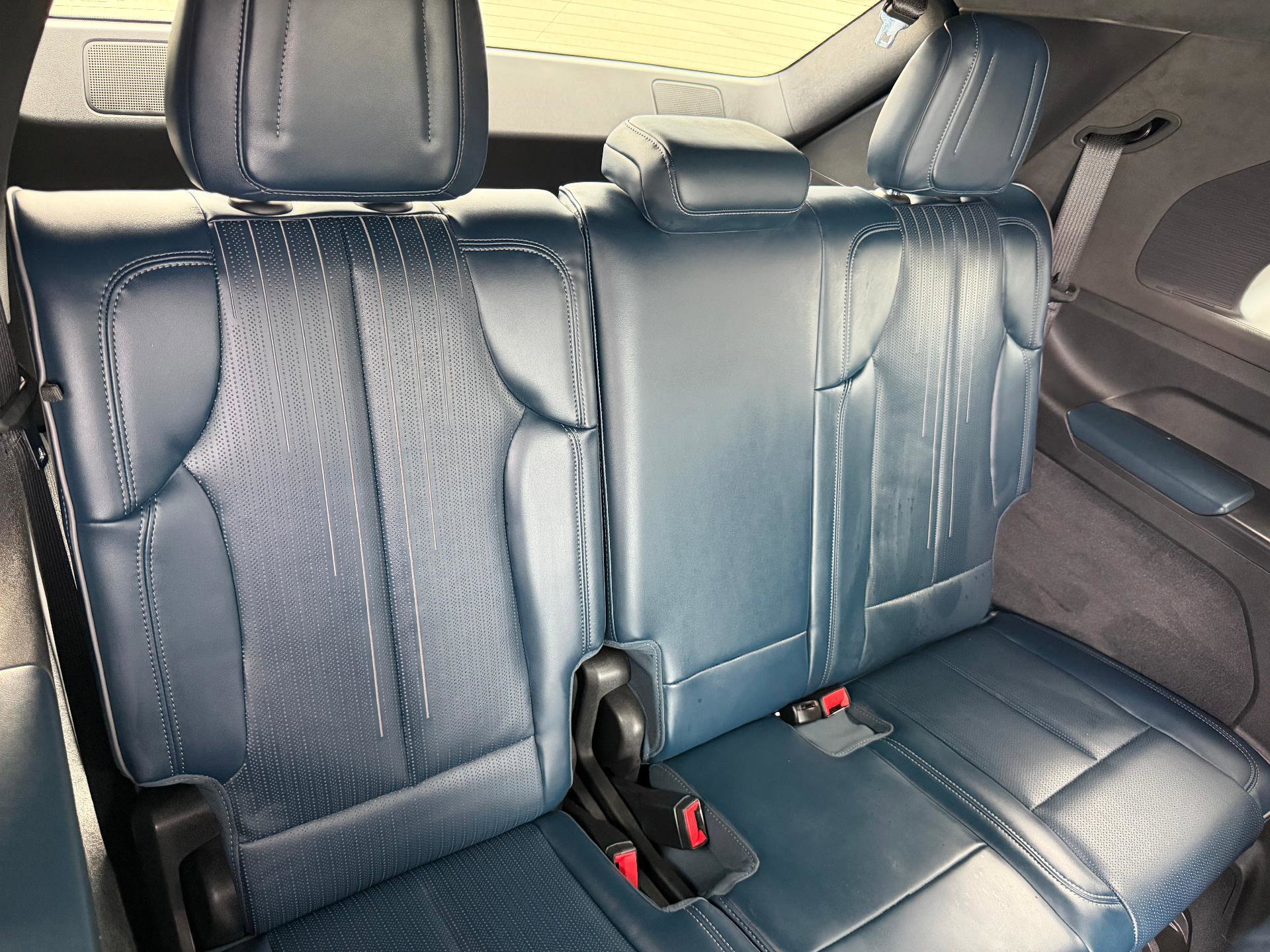 2025 Cadillac Escalade IQ Luxury 2 - Photo 46