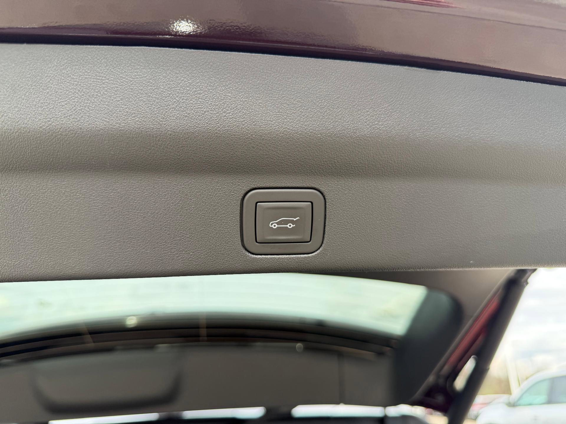2025 Cadillac Escalade IQ Luxury 2 - Photo 15