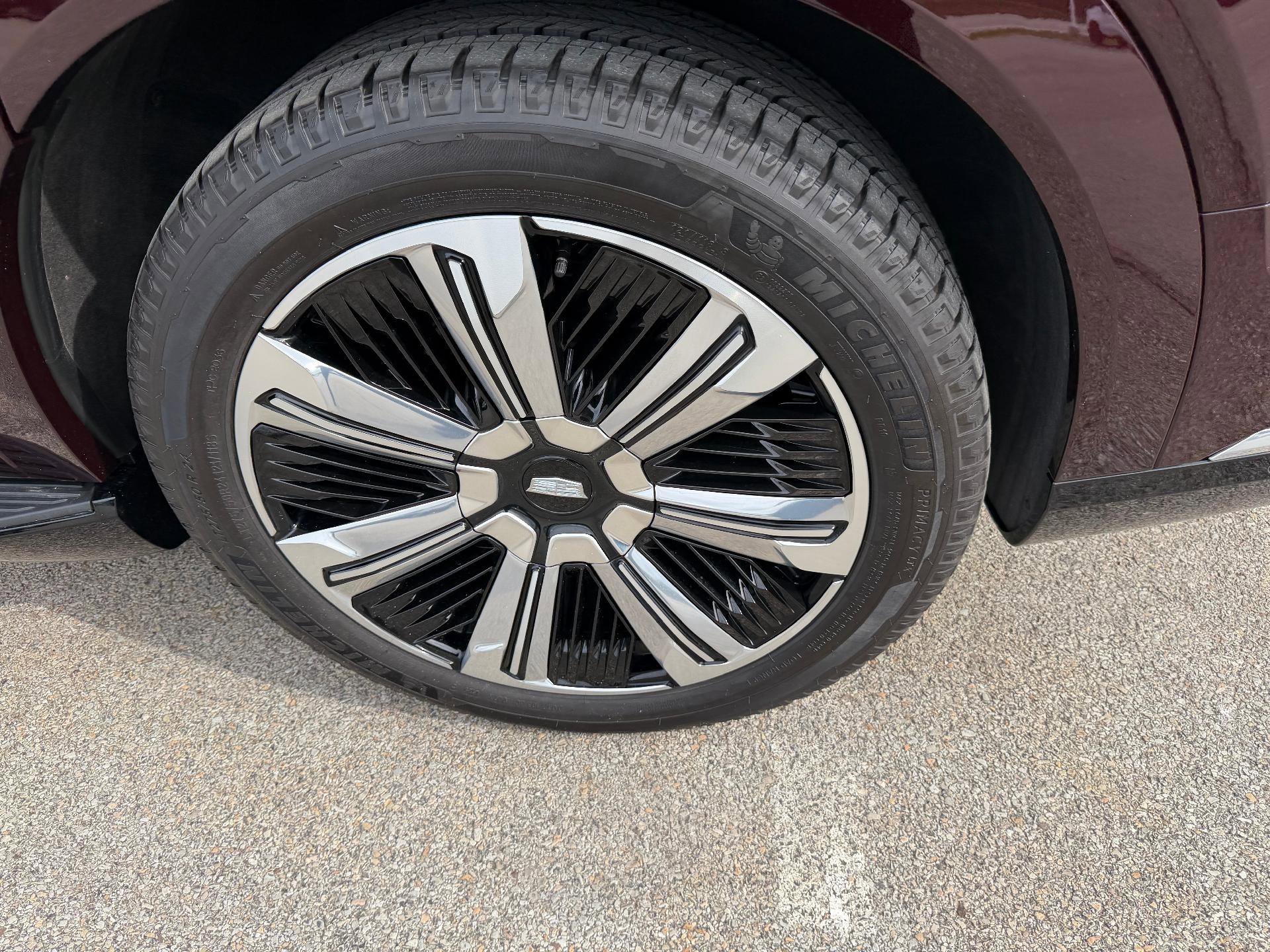 2025 Cadillac Escalade IQ Luxury 2 - Photo 16