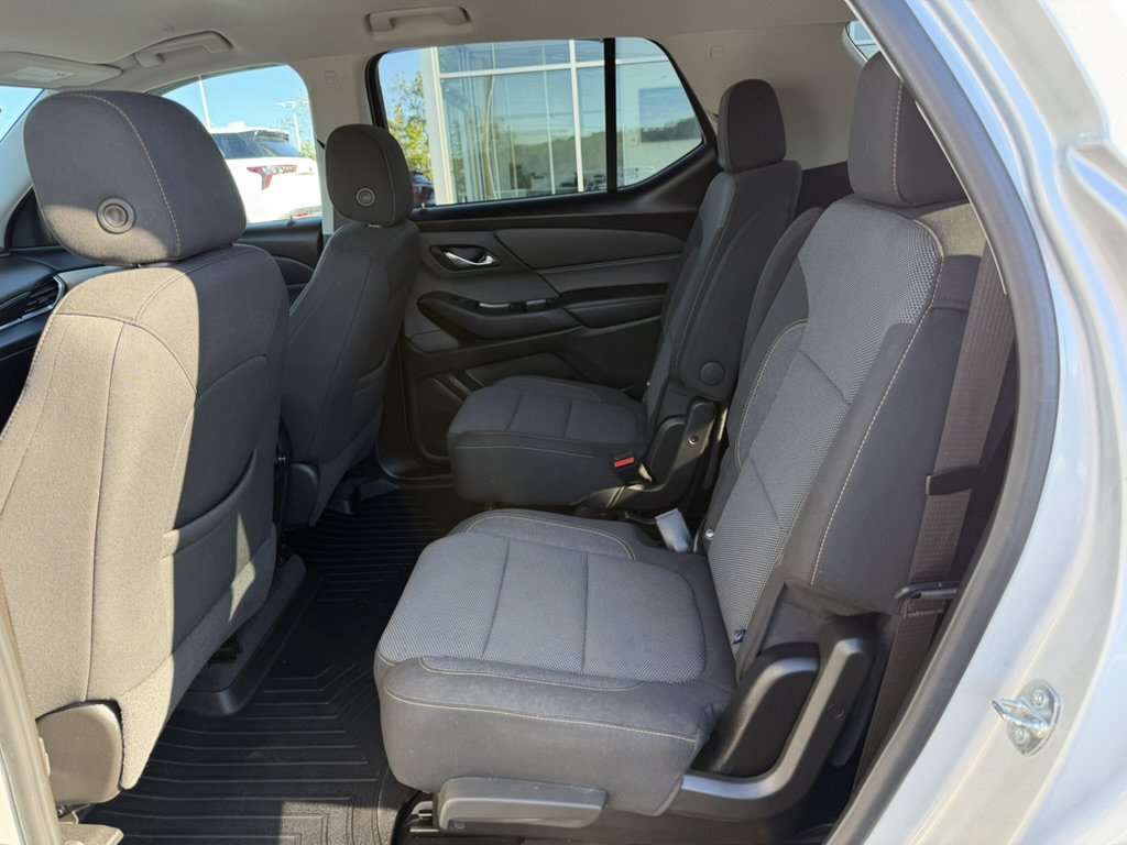 2021 Chevrolet Traverse 1LT - Photo 19