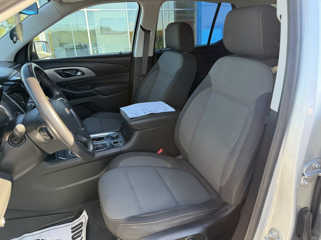 2021 Chevrolet Traverse 1LT - Photo 18