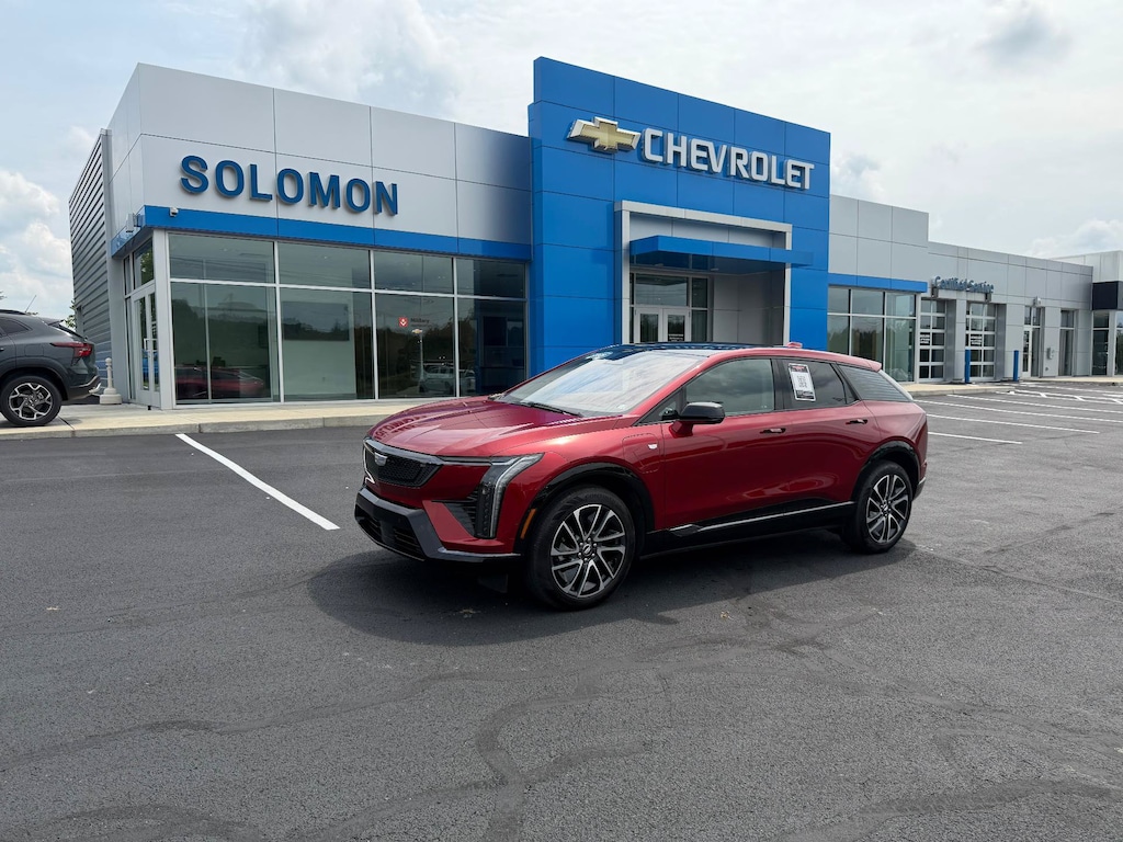 Used 2025 CADILLAC OPTIQ Sport w/1SH SUV