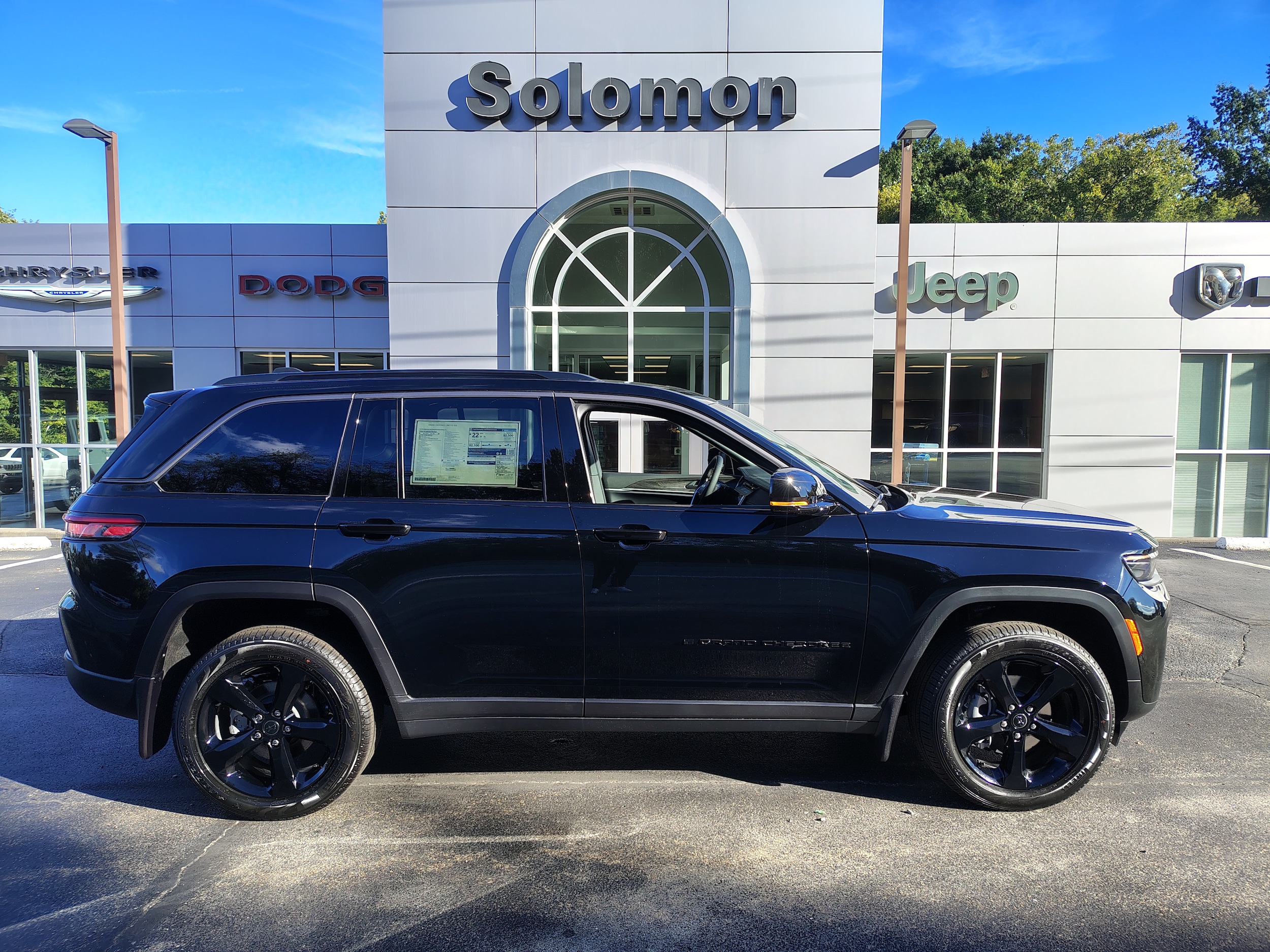 2027 Jeep Grand Cherokee Sport Utility 