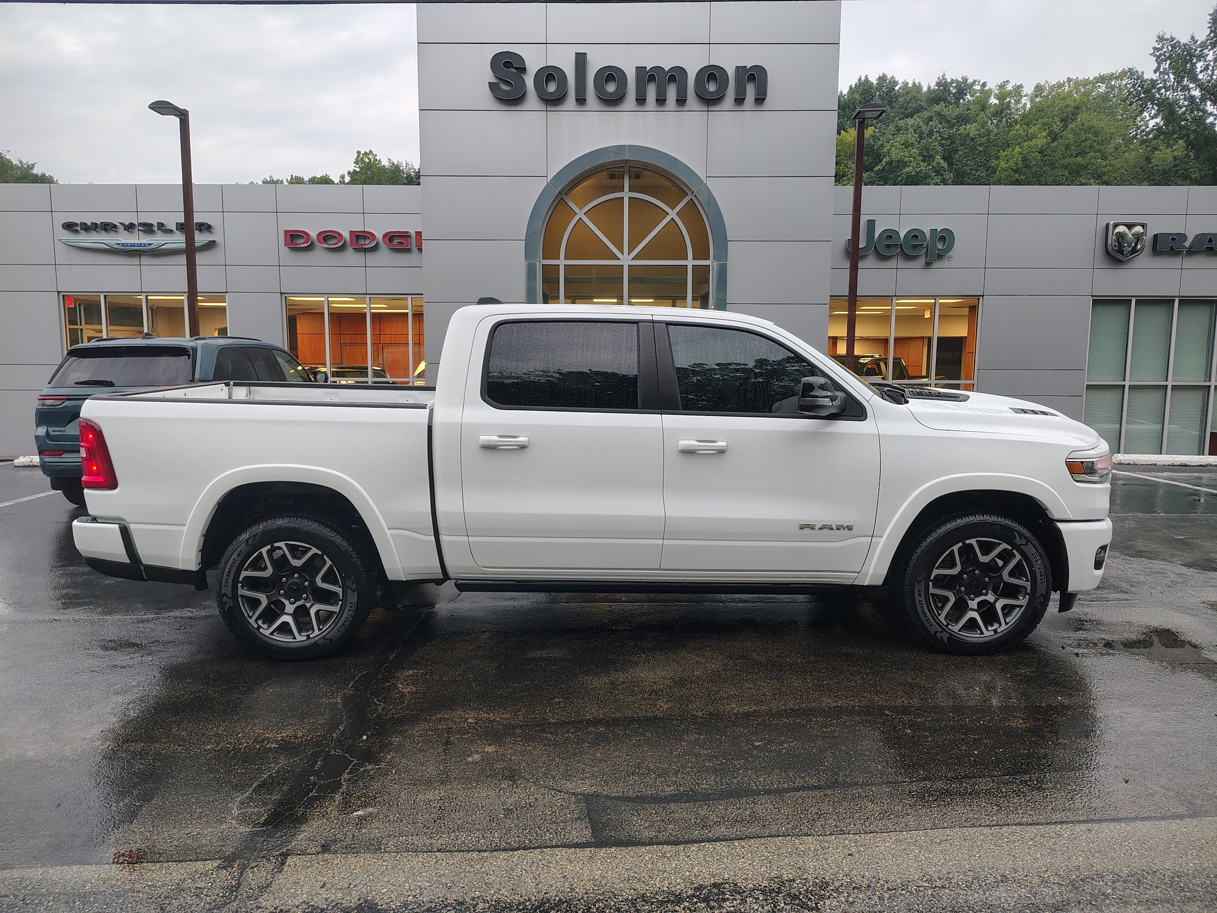 2025 RAM 1500 Pickup Laramie