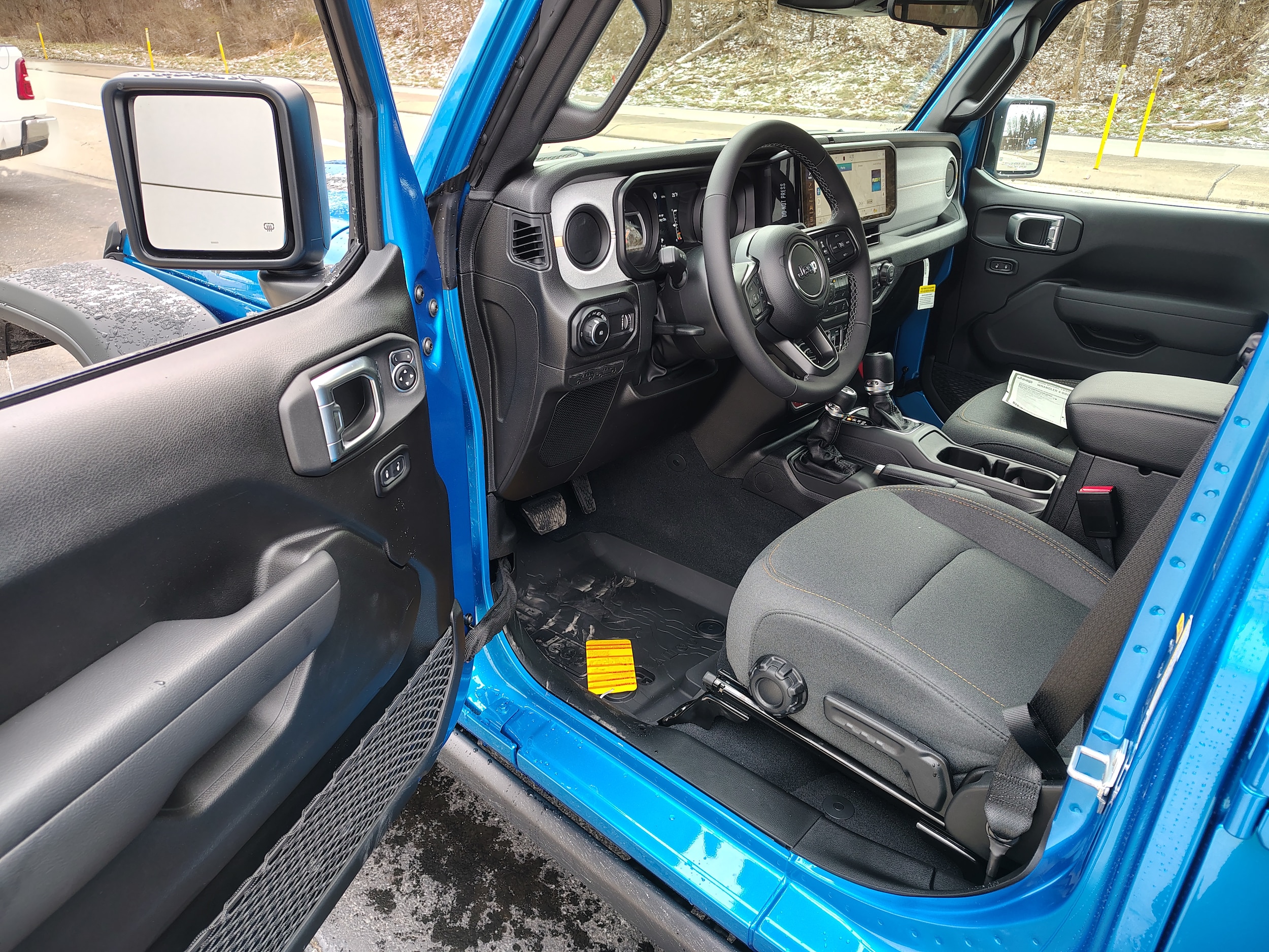 2026 Jeep Wrangler 4-Door Willys - Photo 17