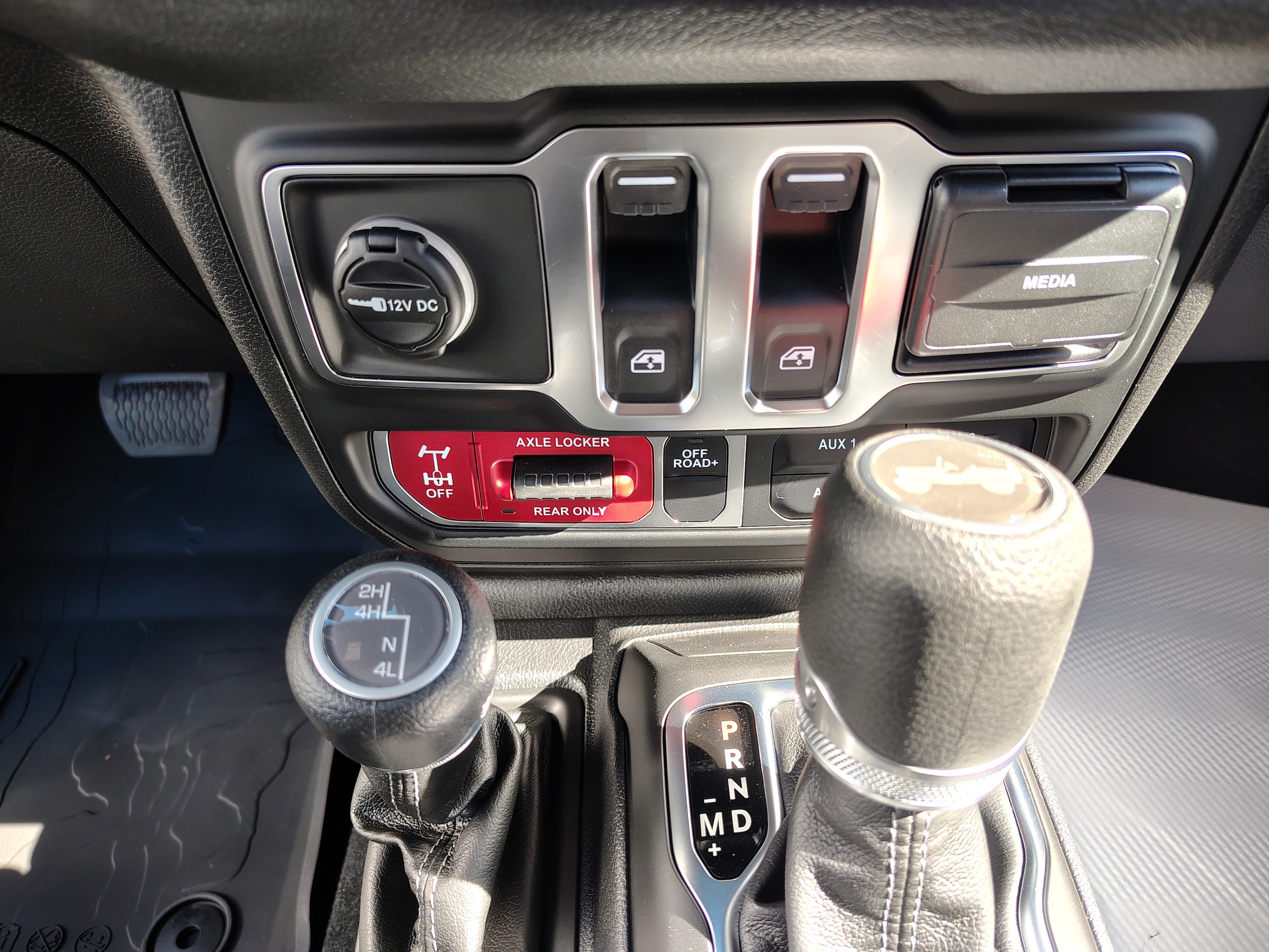 2026 Jeep Wrangler 2-Door Willys - Photo 25