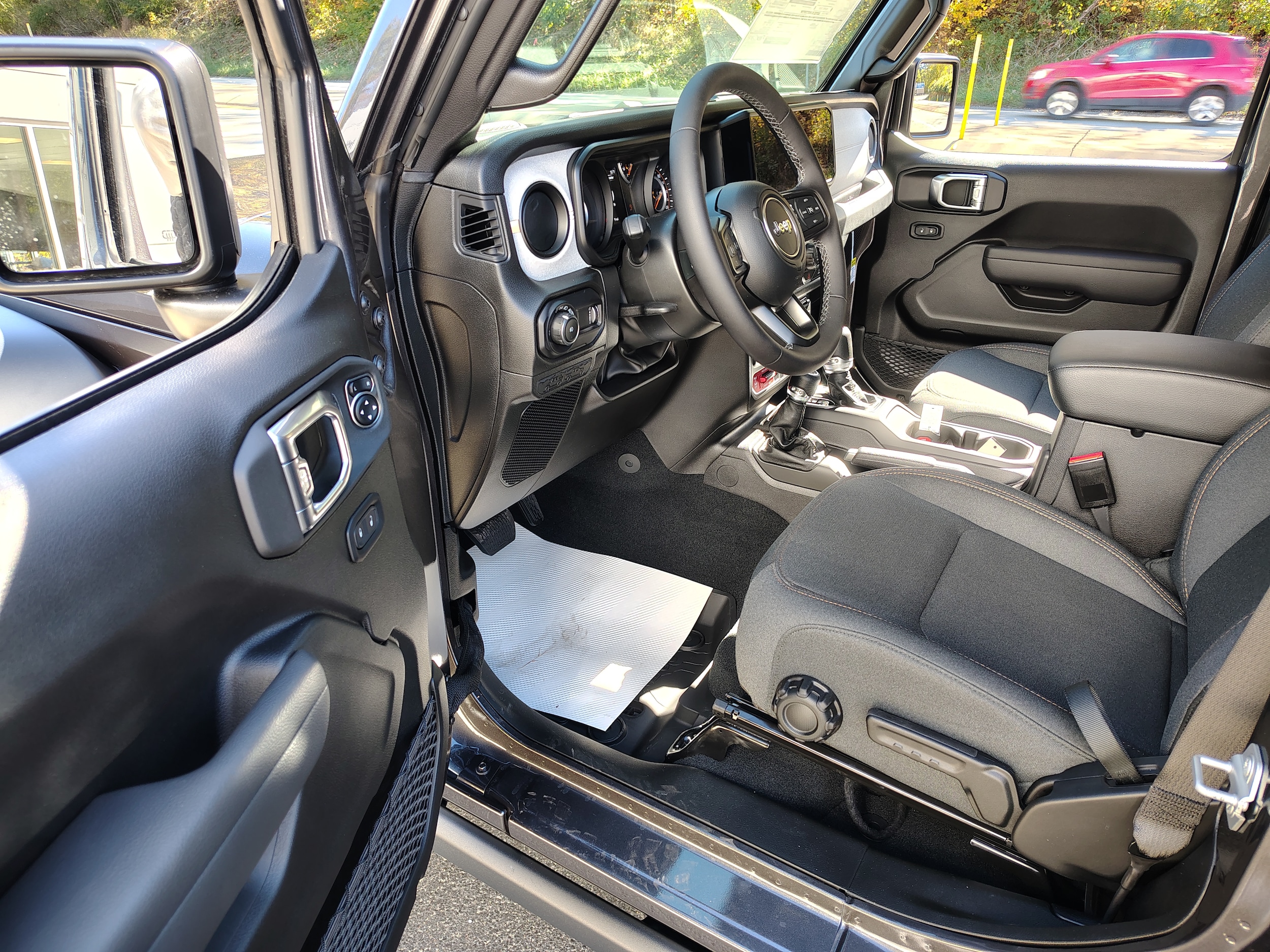 2026 Jeep Wrangler 2-Door Willys - Photo 15