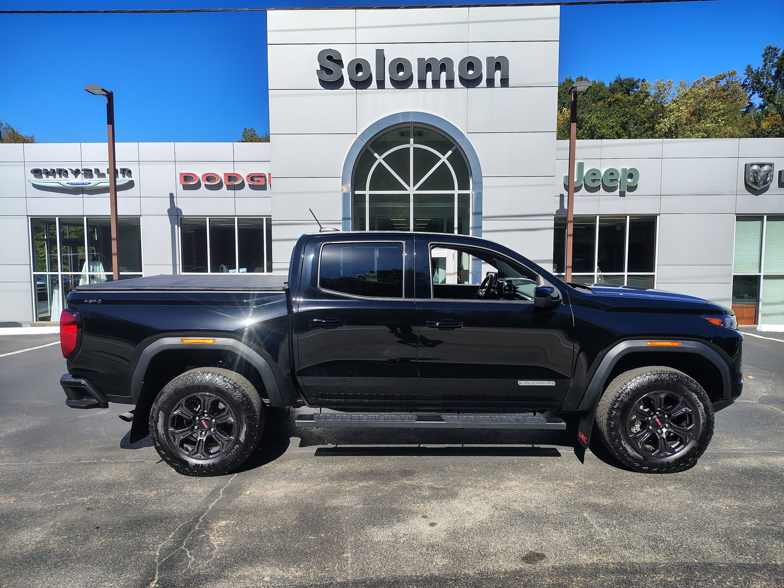 2025 GMC Canyon Elevation