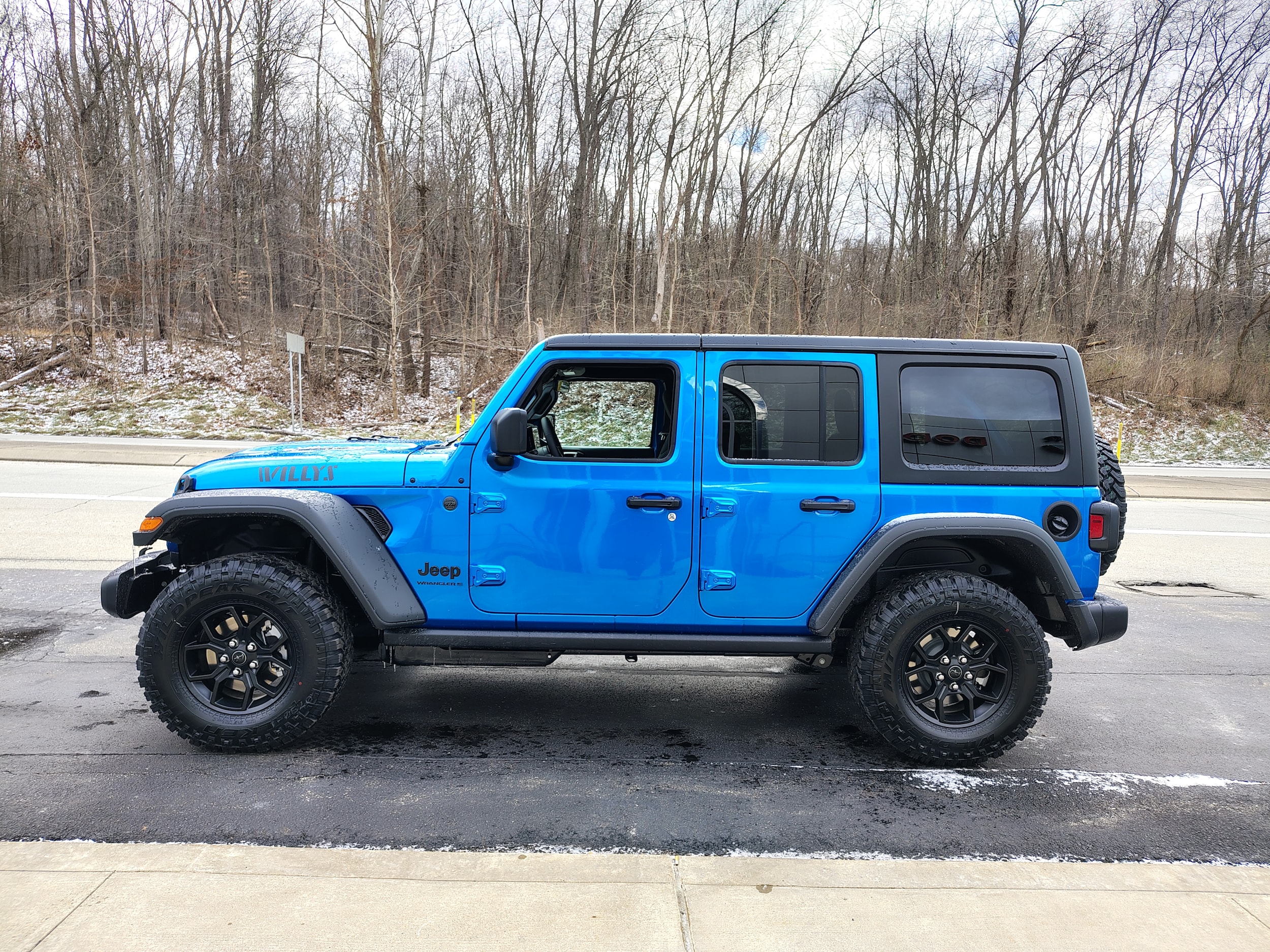2026 Jeep Wrangler 4-Door Willys - Photo 7