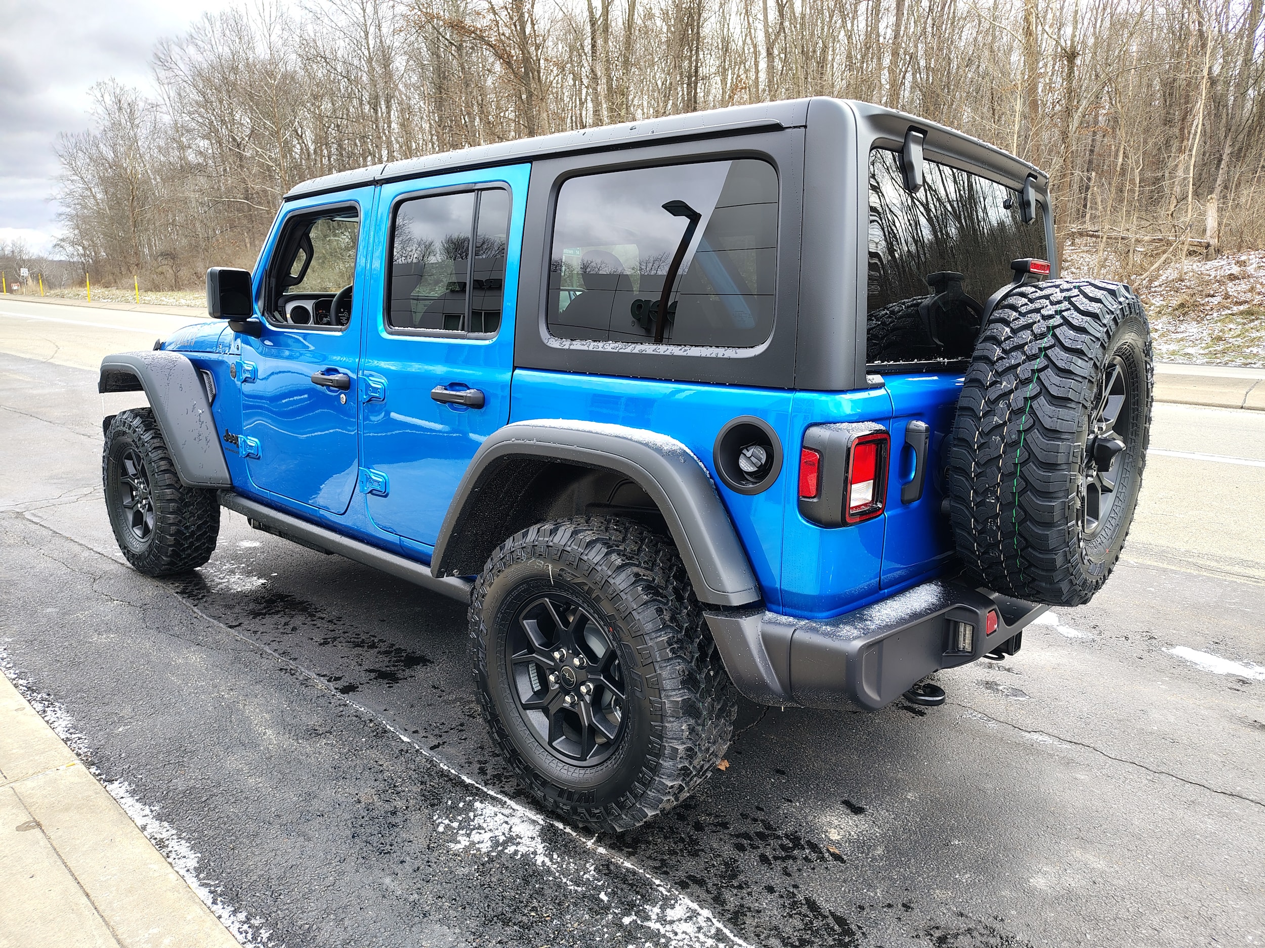 2026 Jeep Wrangler 4-Door Willys - Photo 8