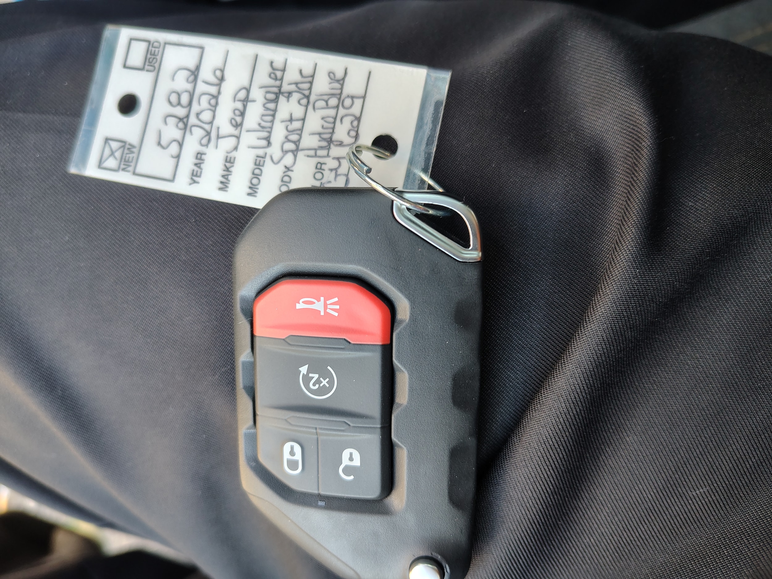 2026 Jeep Wrangler 2-Door Willys - Photo 34