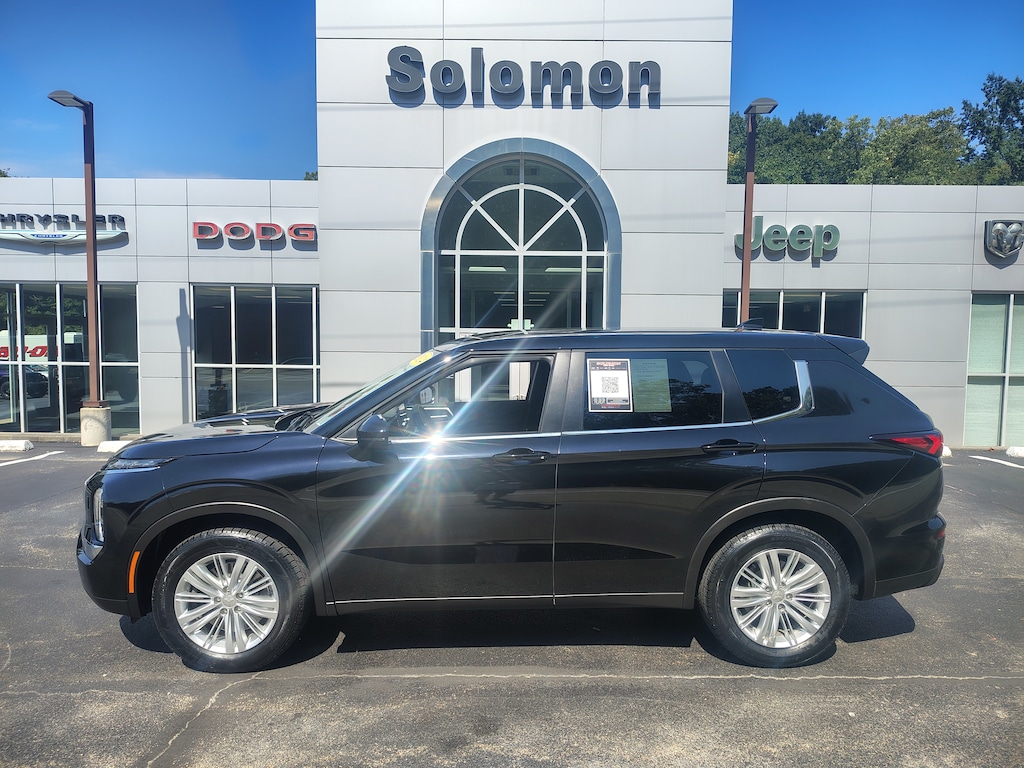 Certified 2024 Mitsubishi Outlander ES ES S-AWC
