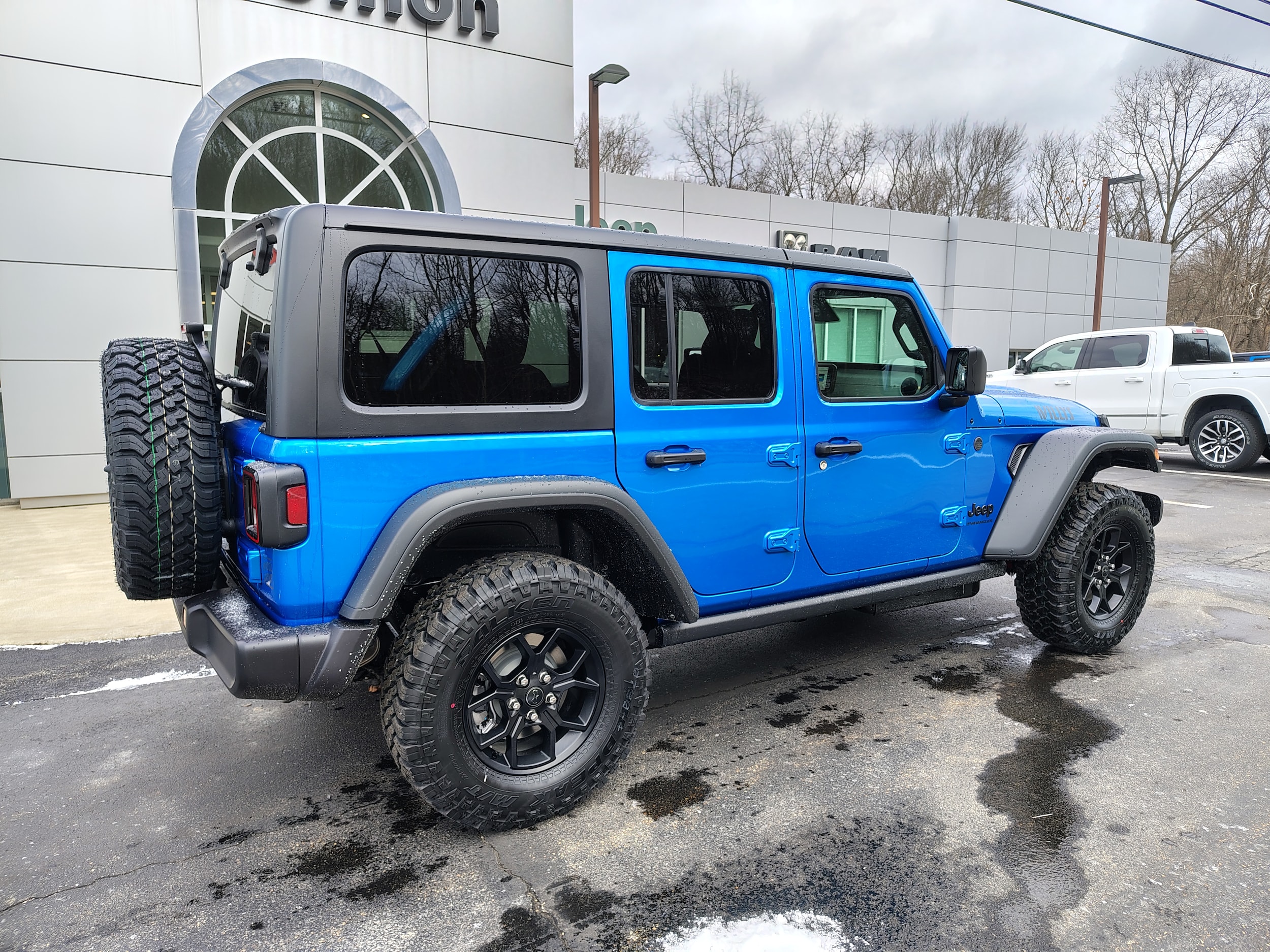 2026 Jeep Wrangler 4-Door Willys - Photo 12