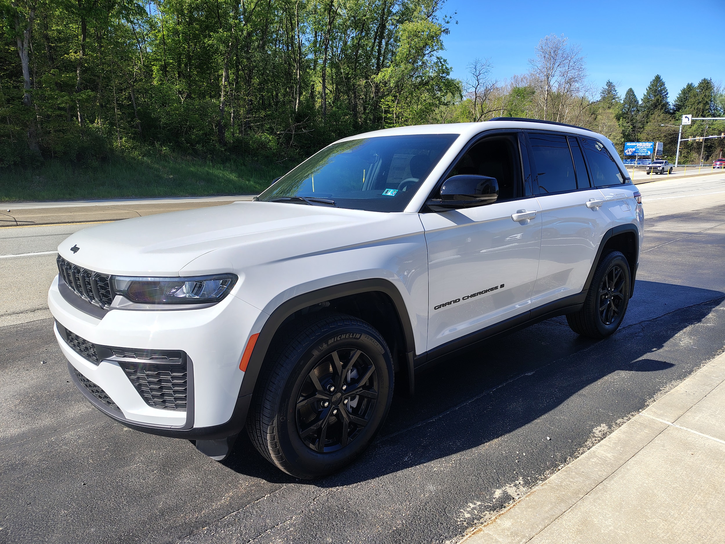 2026 Jeep Grand Cherokee Laredo - Photo 6
