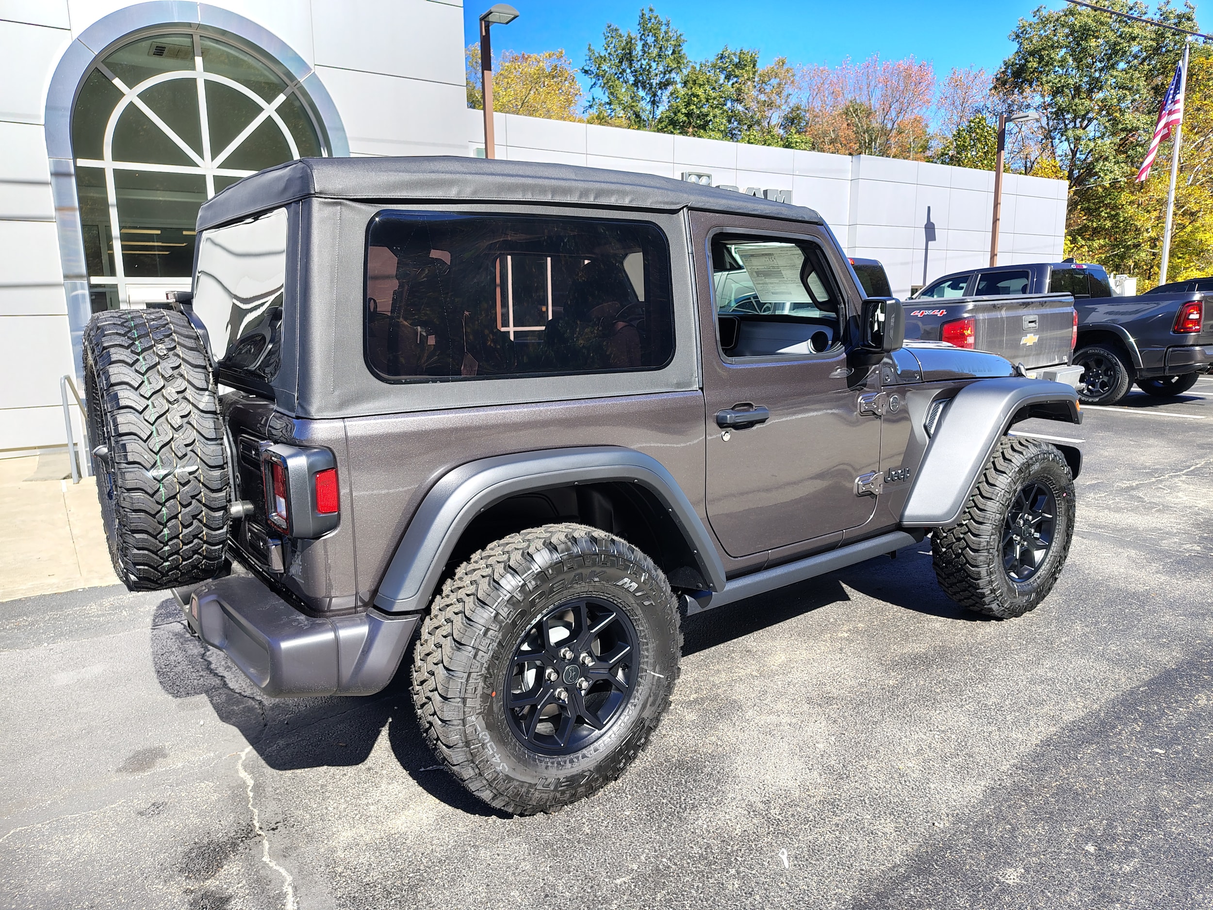 2026 Jeep Wrangler 2-Door Willys - Photo 11