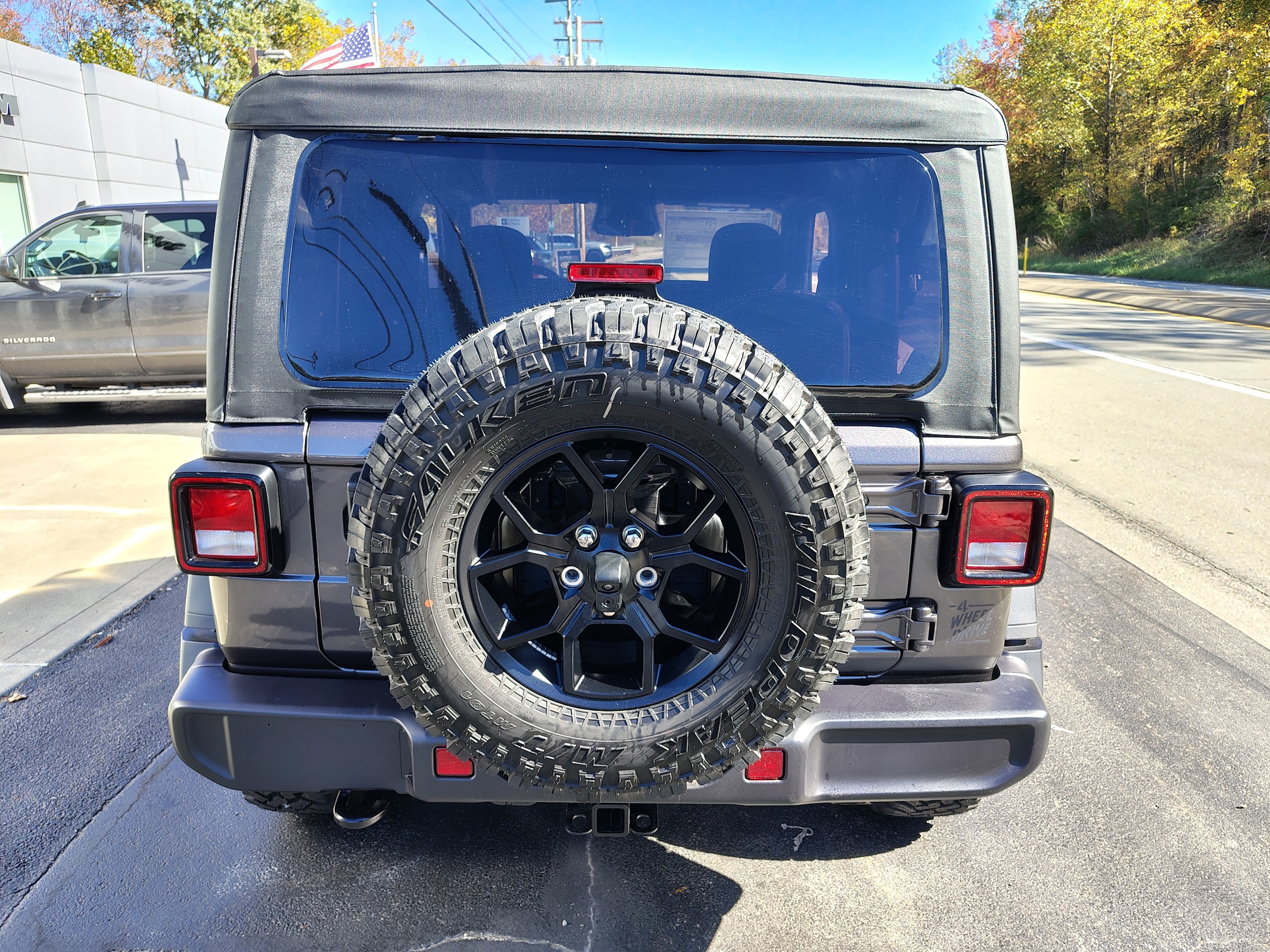 2026 Jeep Wrangler 2-Door Willys - Photo 8