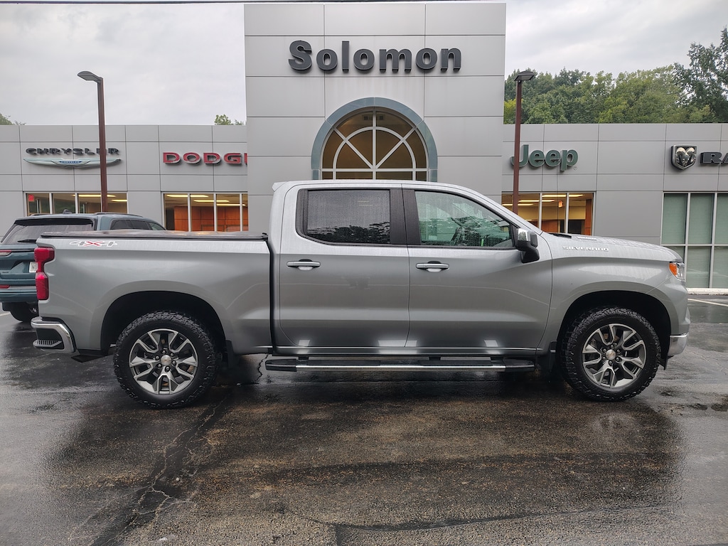 Used 2025 Chevrolet Silverado 1500 LT 4WD Crew Cab 147 LT w/1LT