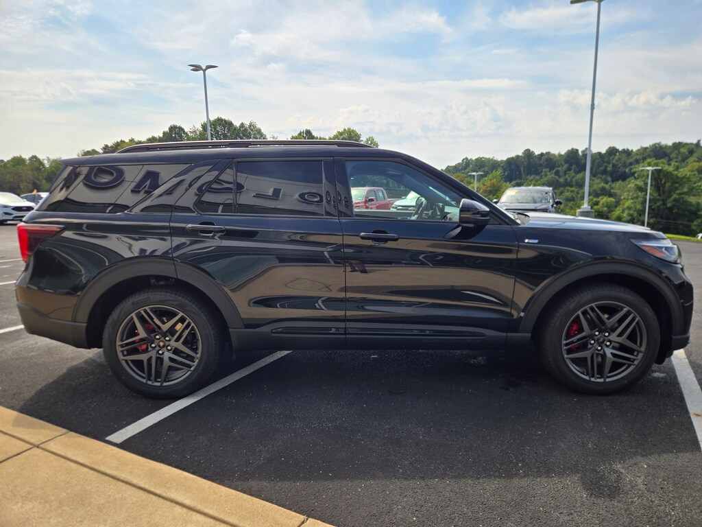 New 2027 Ford Explorer ST-Line SUV