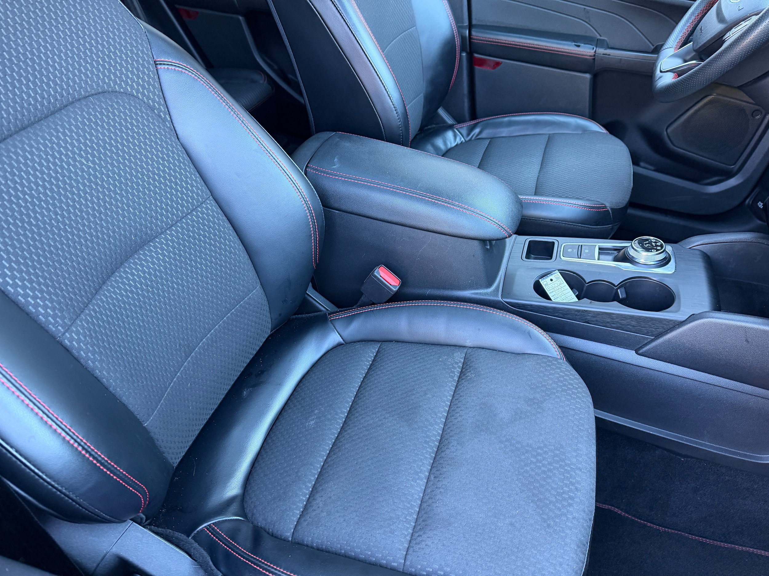 2023 Ford Escape ST-Line - Photo 17