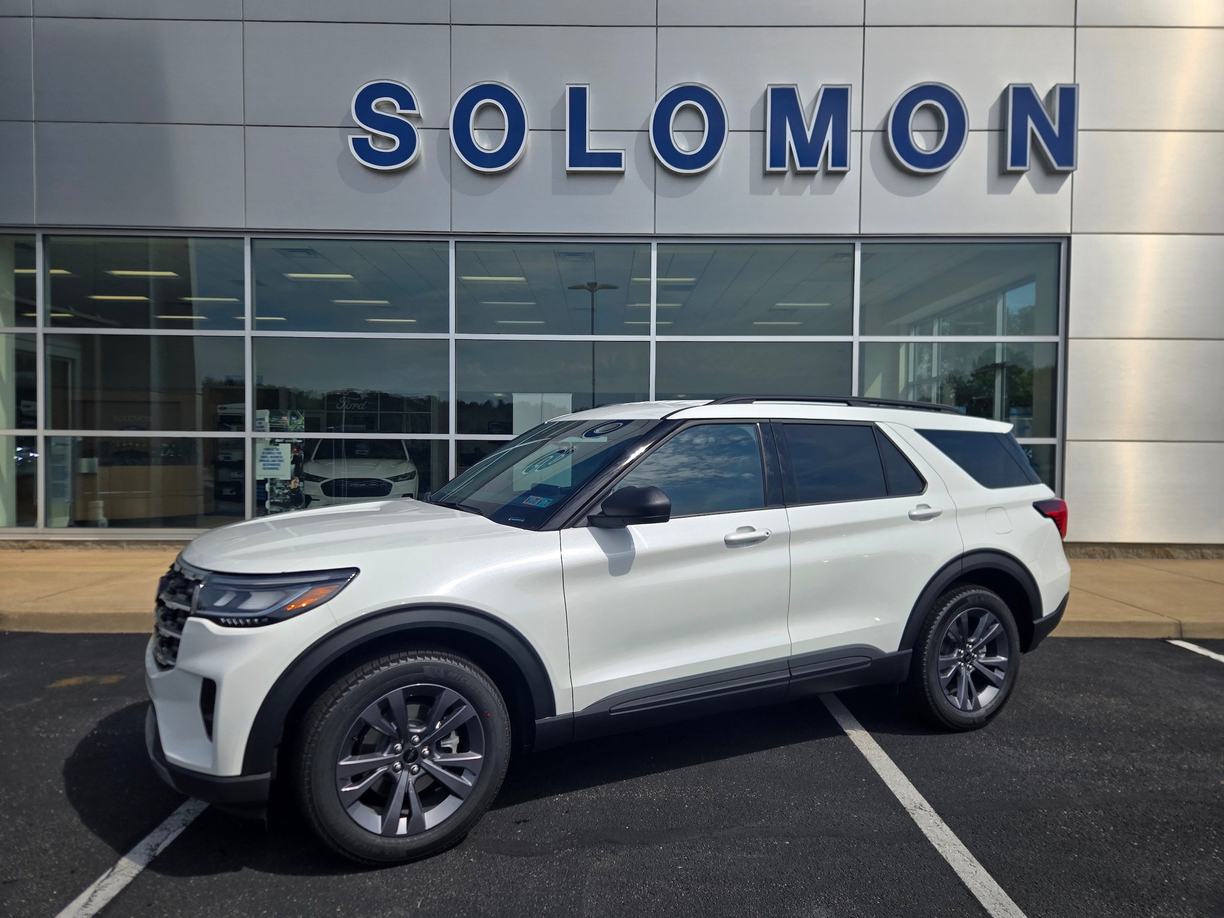 2027 Ford Explorer Active