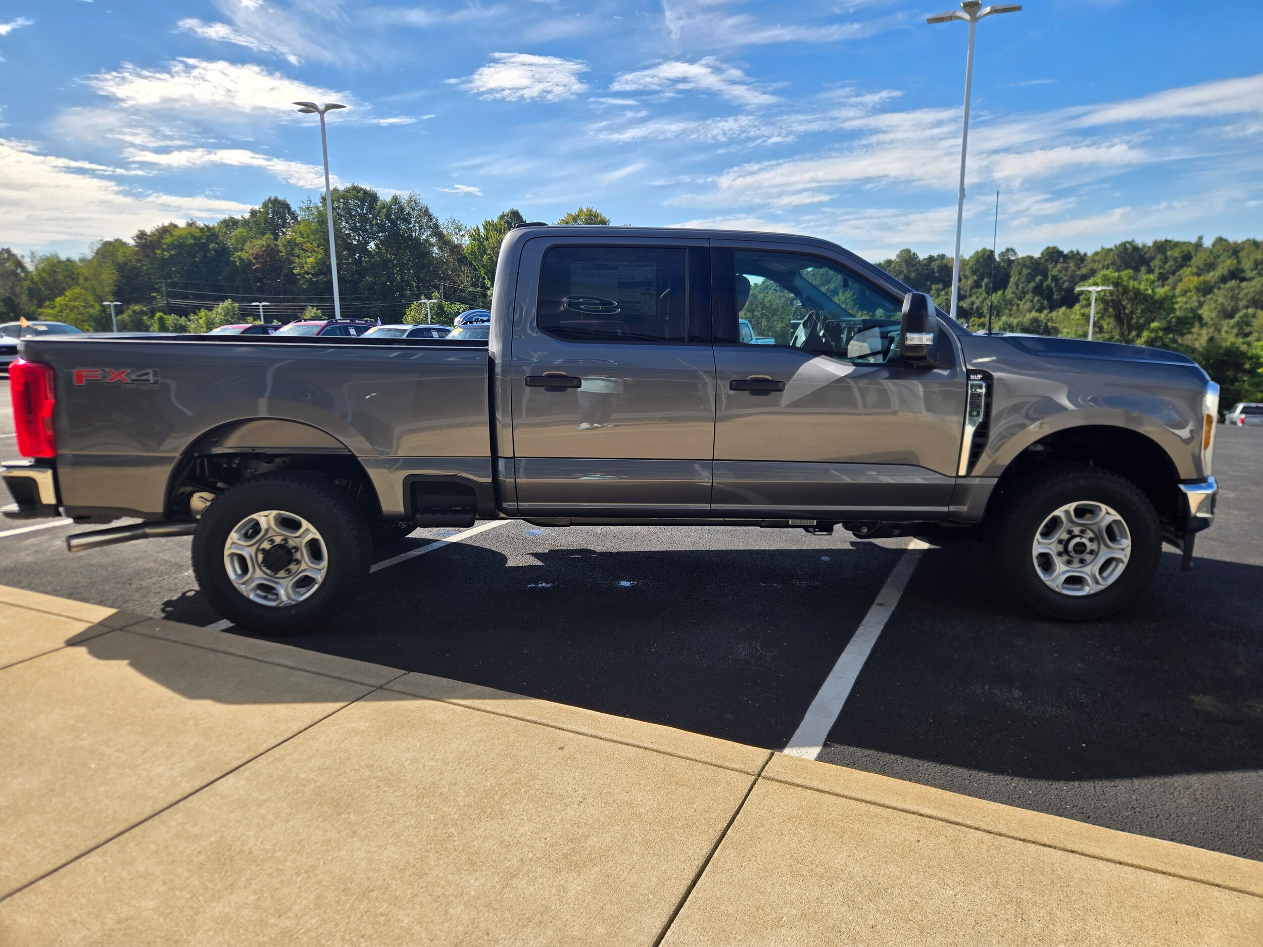 New 2027 Ford F-250 XLT TRUCK