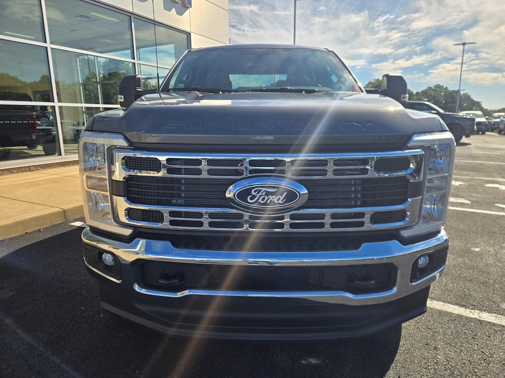 New 2027 Ford F-250 XLT TRUCK