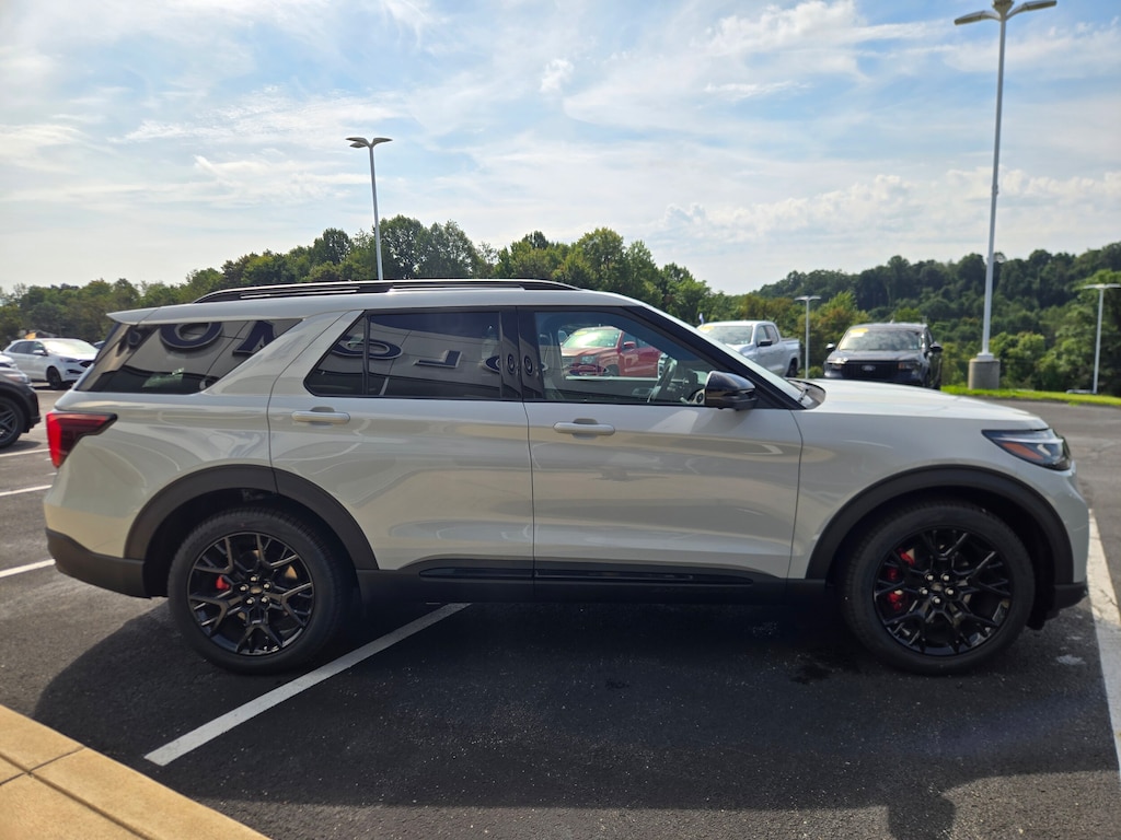 New 2027 Ford Explorer ST SUV