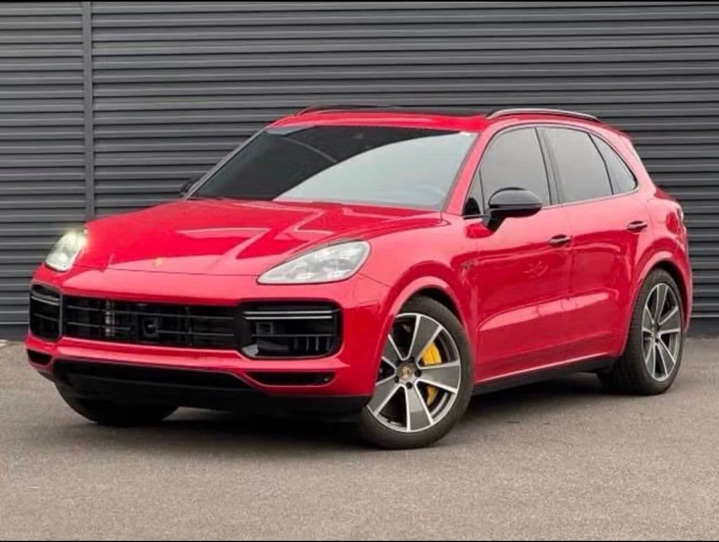 2023 Porsche Cayenne E-Hybrid