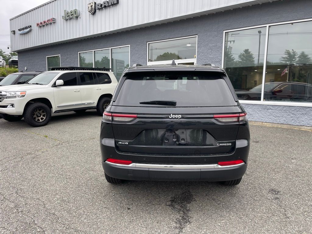 2023 Jeep Grand Cherokee Laredo - Photo 5