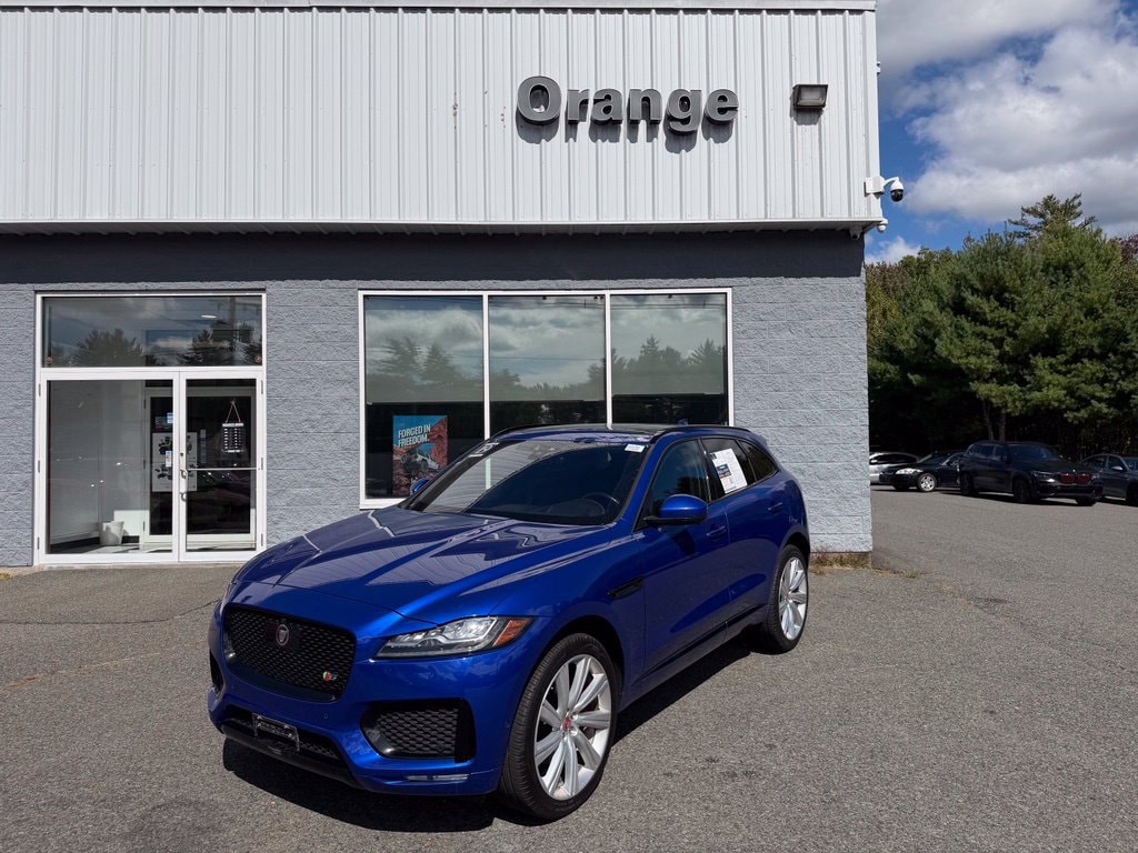 2019 Jaguar F-Pace S