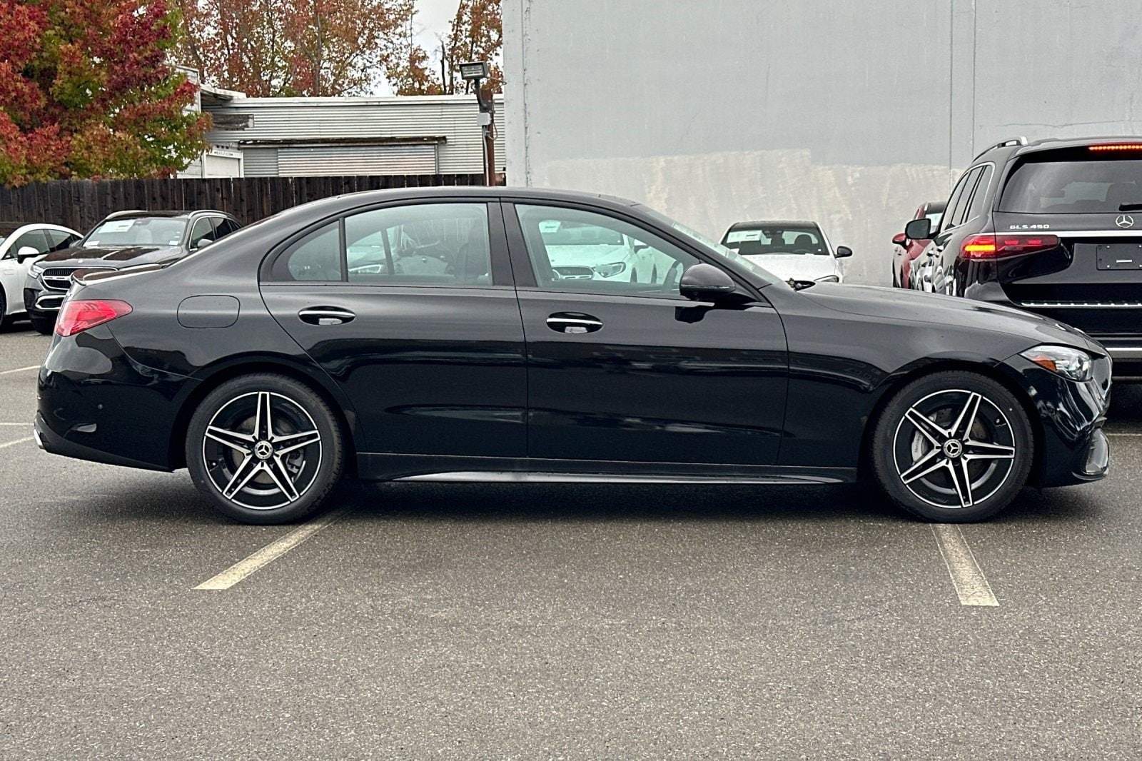 2025 Mercedes-Benz C-Class Sedan C 300 - Photo 8